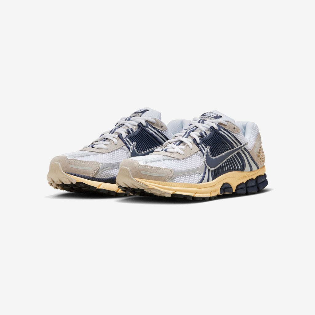 Nike Footwear оригінал | Швидка доставка Україна – вид ззаду