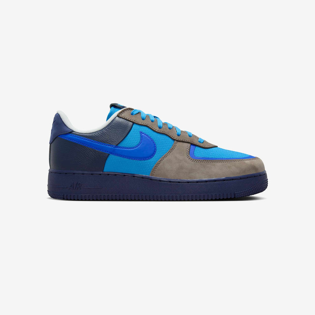 Оригінальна Air Force 1 Low Sp X Stash Nike – боковий вид