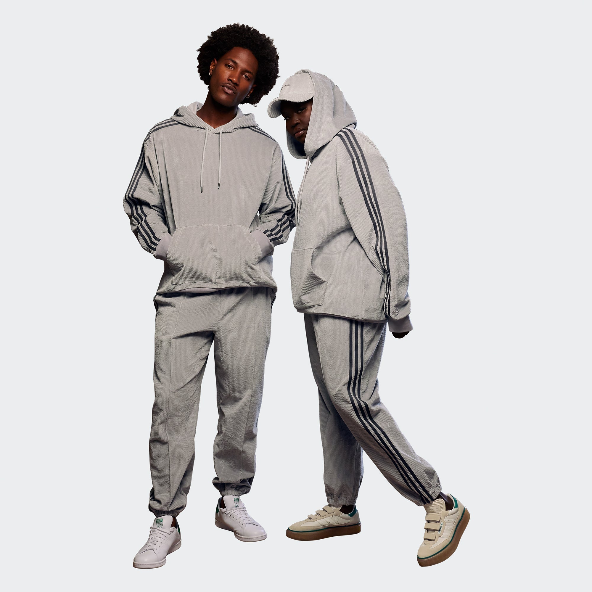 Adidas Knitwear оригінал | Швидка доставка Україна – вид ззаду - ADIDAS