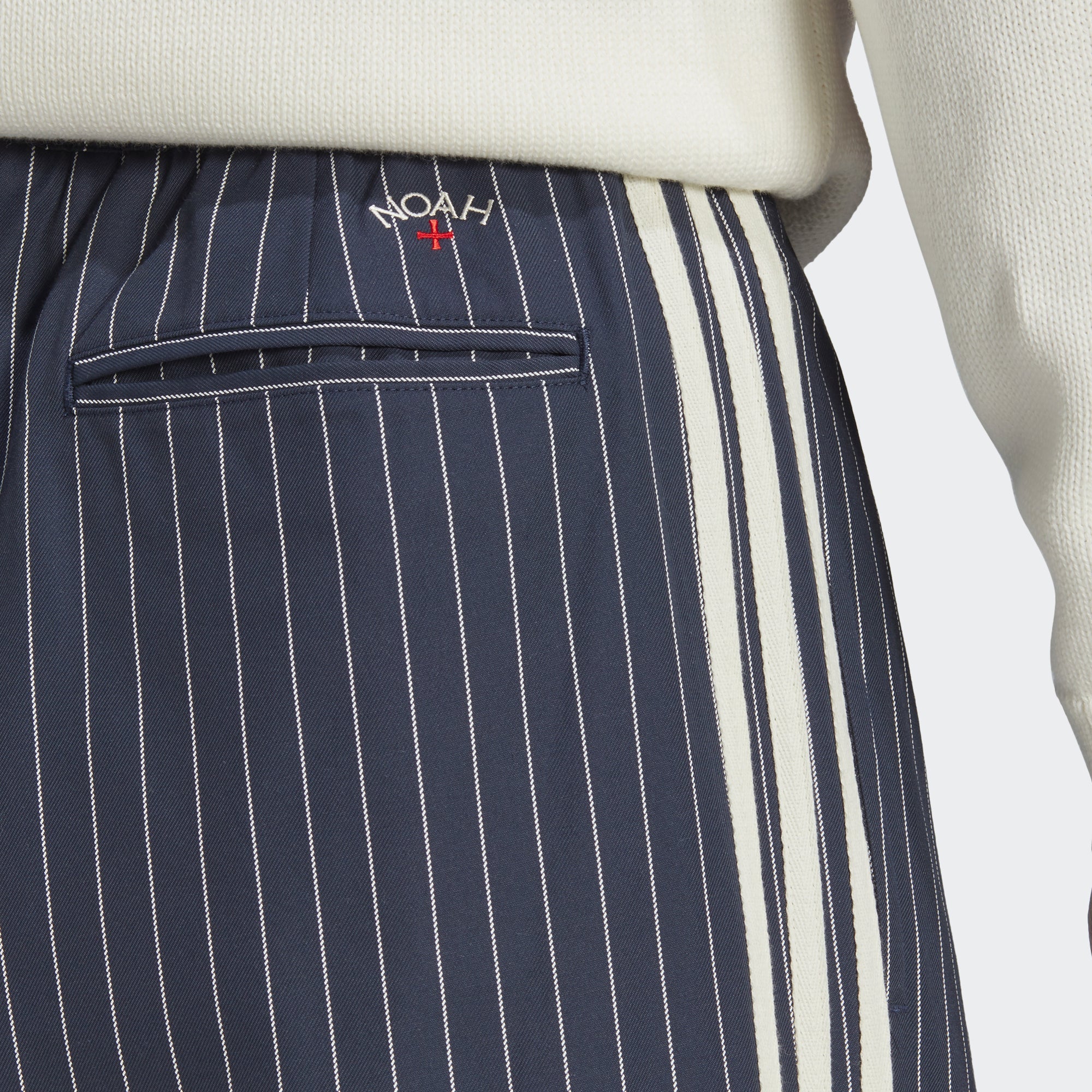 Mens Pants Adidas – Гарантія оригінальності – збільшений вид - ADIDAS