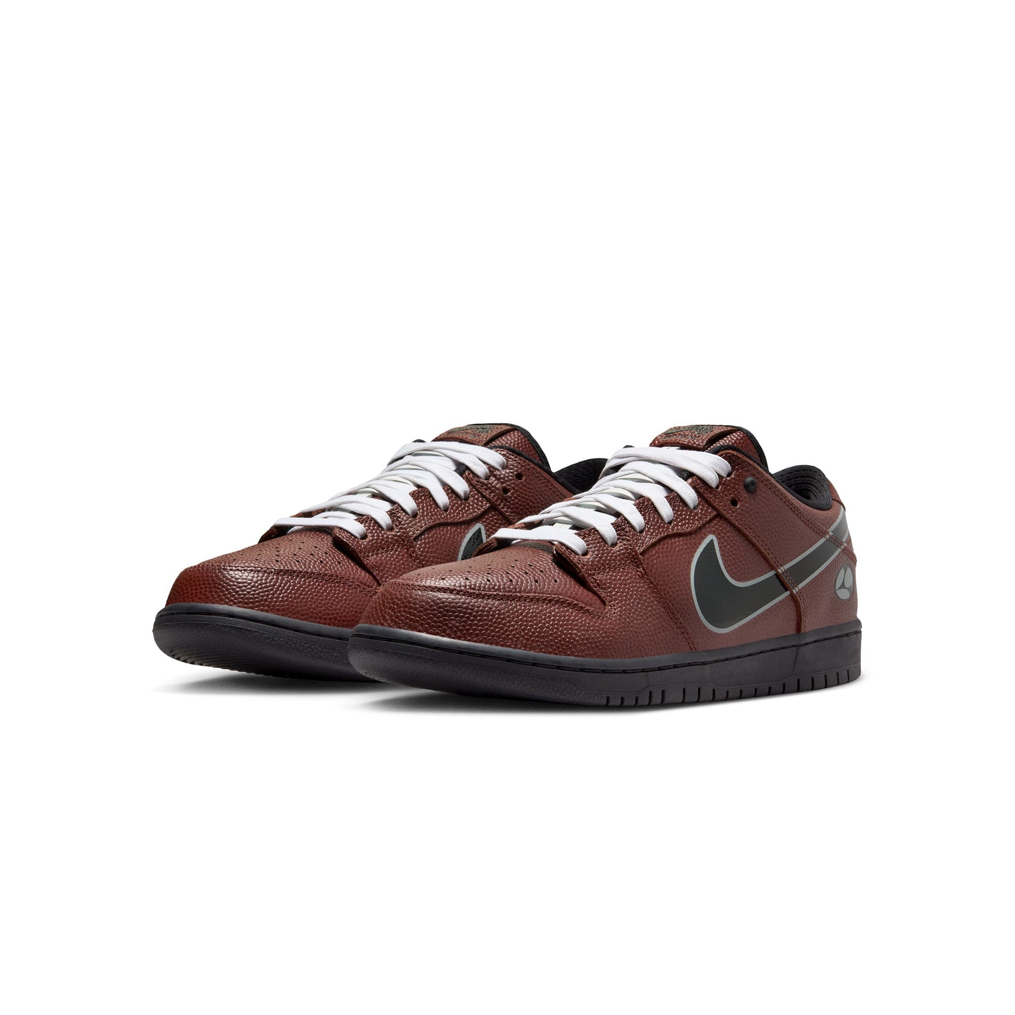 SB x Limosine Skateboards Mens Dunk Low Pro Shoes NIKE – Гарантія оригінальності – вид ззаду