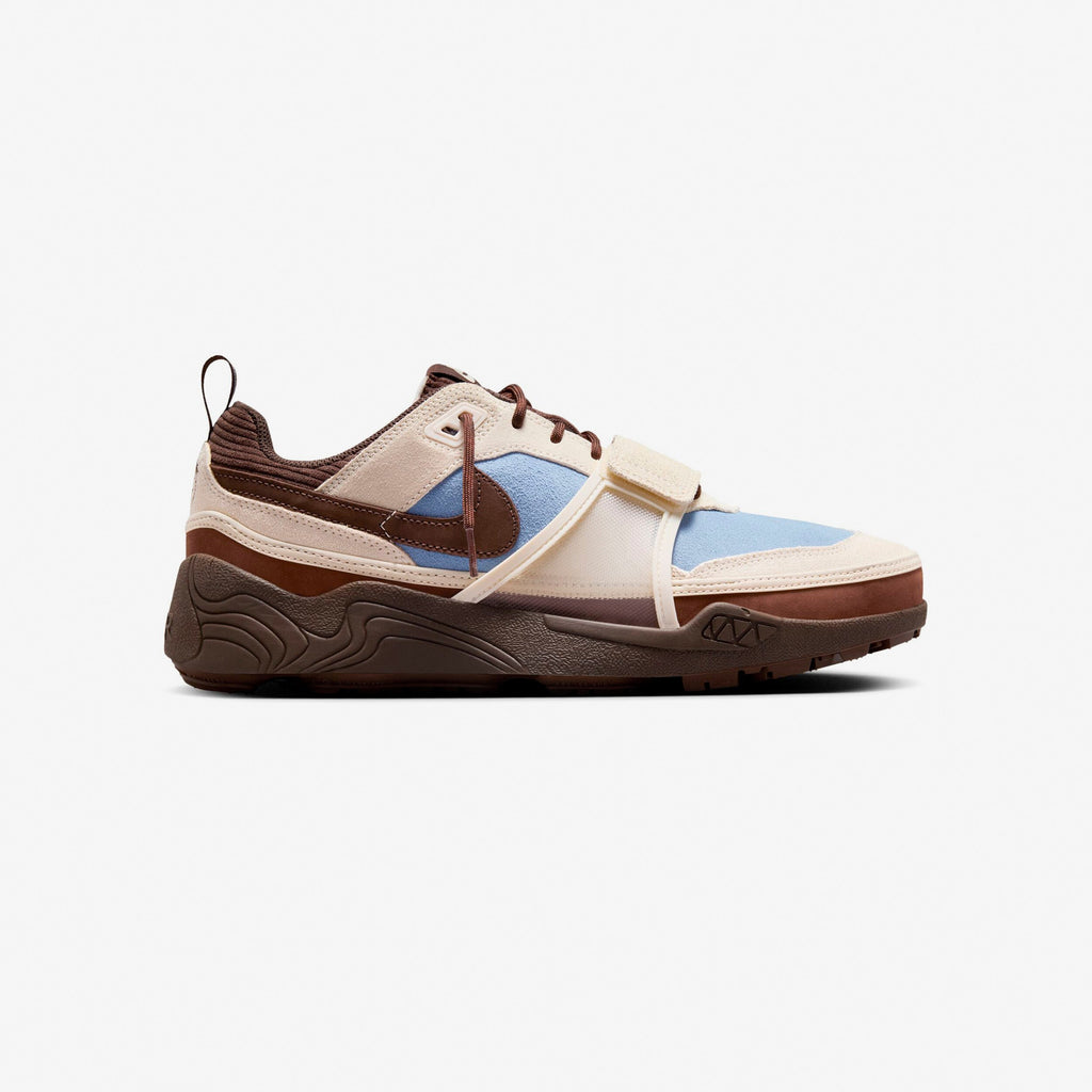 Nike Footwear оригінал | Швидка доставка Україна – боковий вид