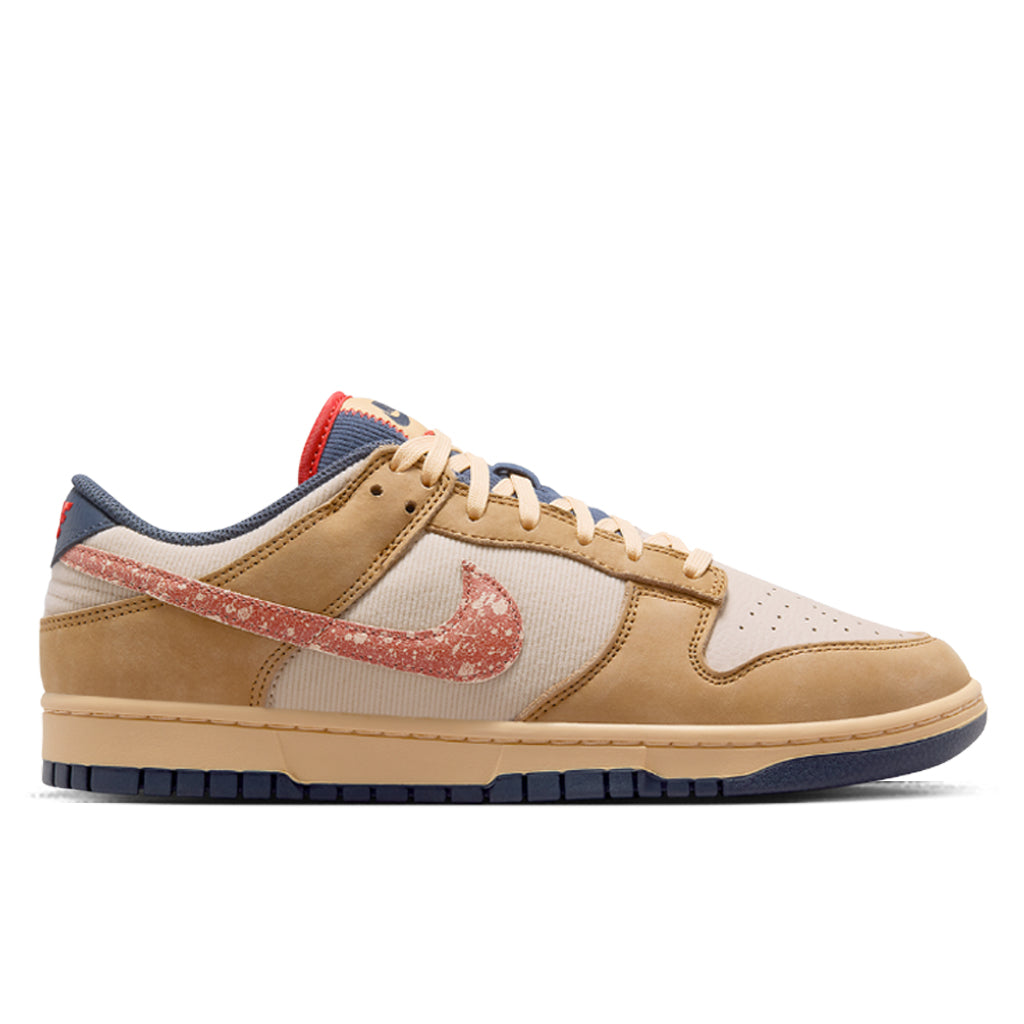 Оригінальна Dunk Low Retro Se Nike – боковий вид