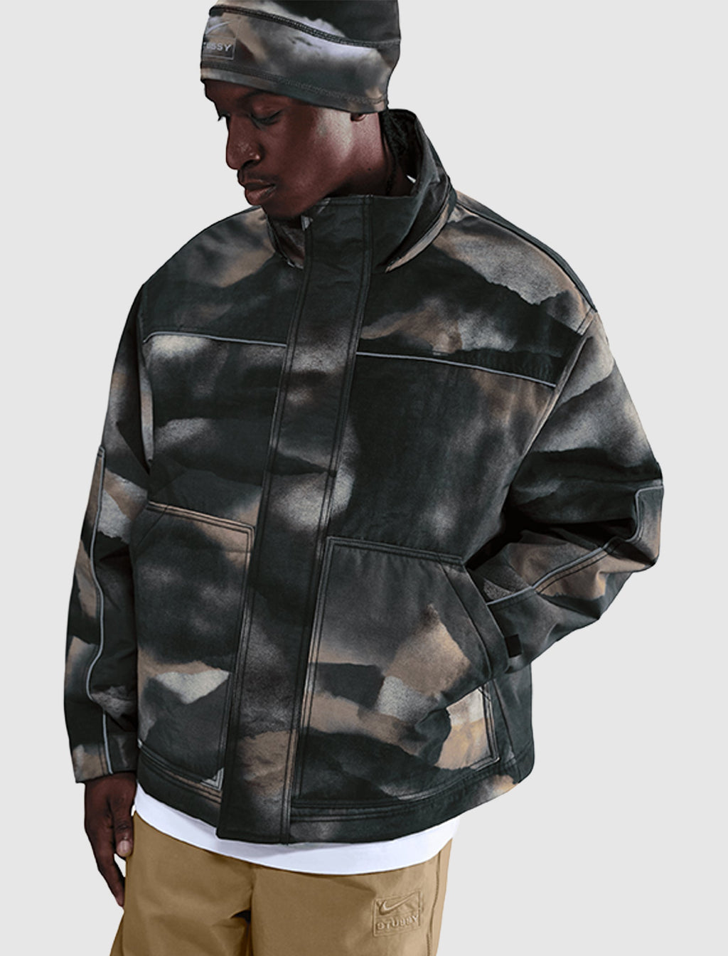 Nike Outerwear оригінал | Швидка доставка Україна – боковий вид