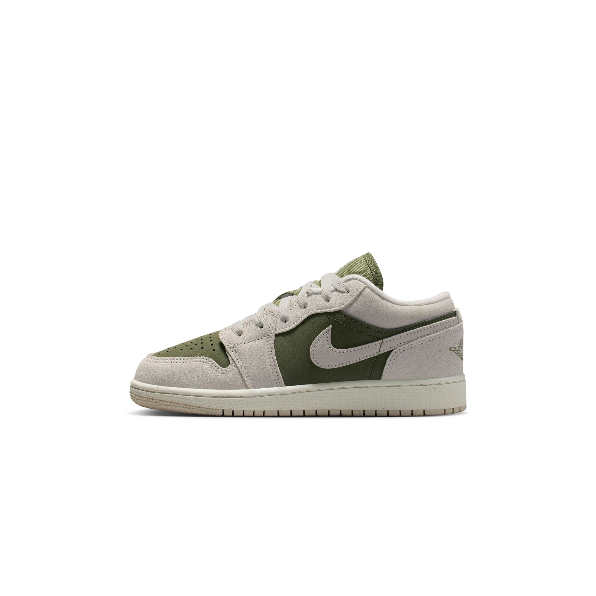1 Kids Low SE Shoes AIR JORDAN оригінал – Купити в Україні – боковий вид