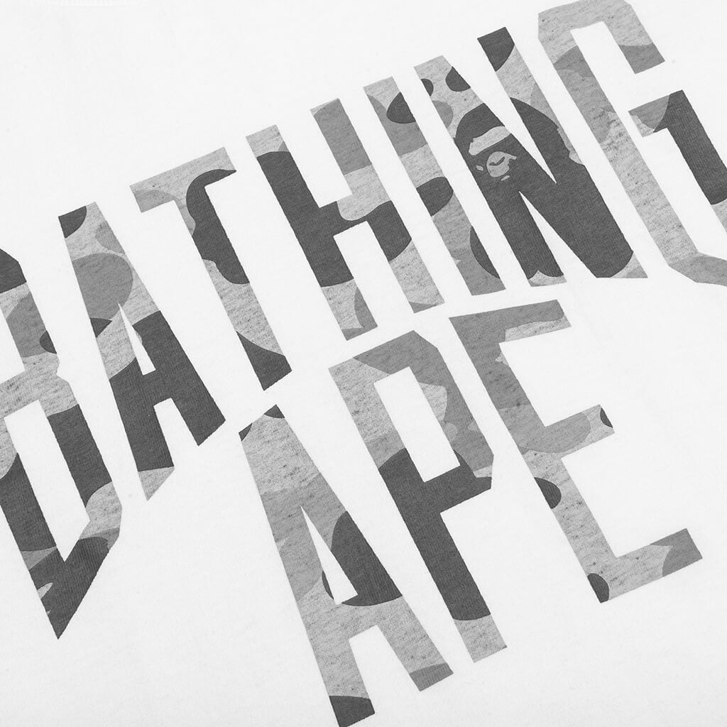 Оригінальна Heather Gray Camo Bathing Ape Tee A bathing ape – збільшений вид