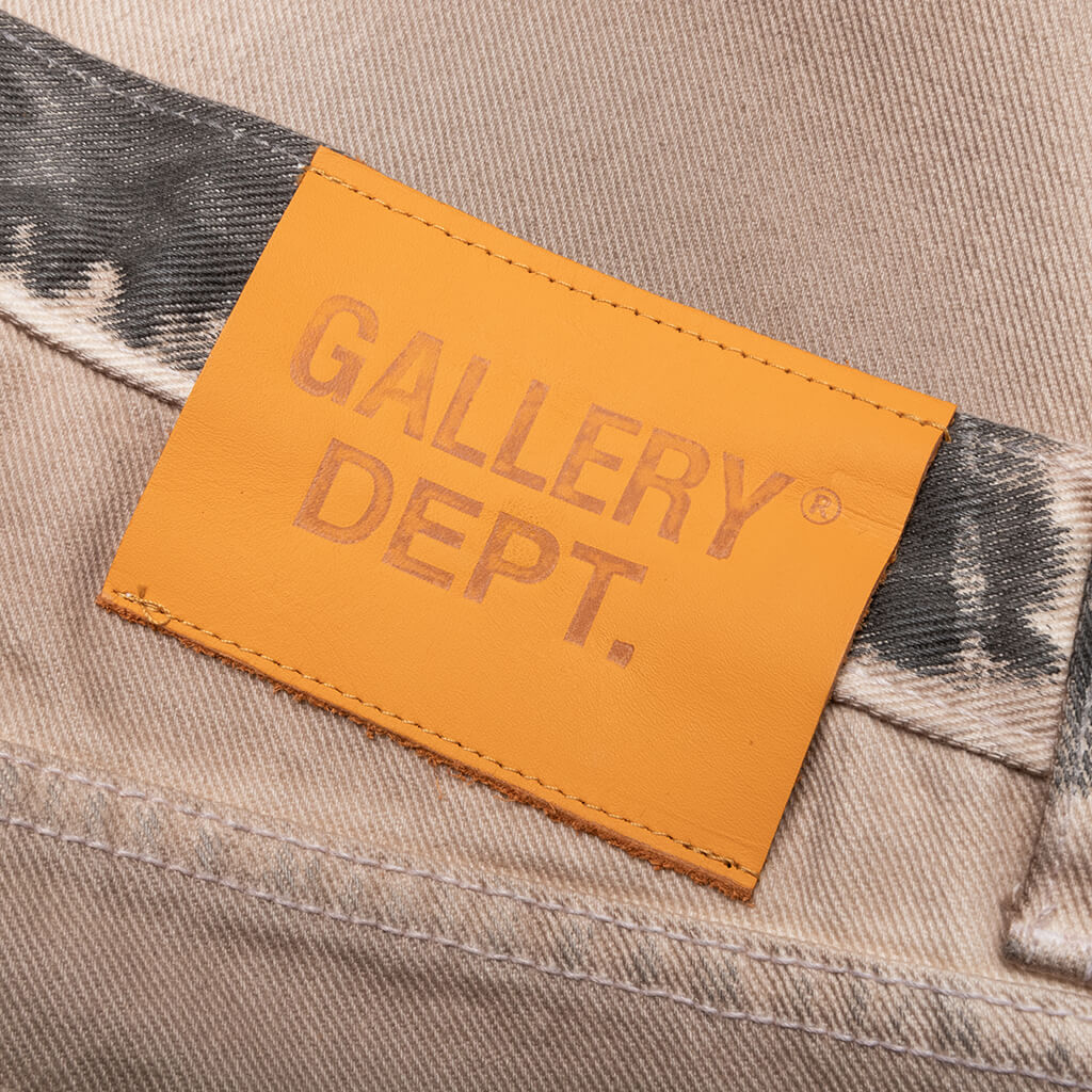 Оригінальна Hollywood Blv La Falre Gallery department – збільшений вид