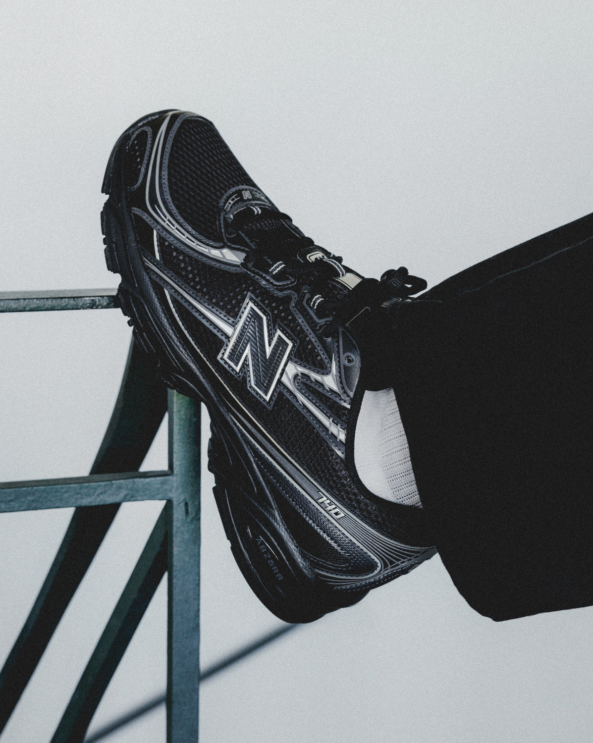 740 New balance – Гарантія оригінальності – вид ззаду