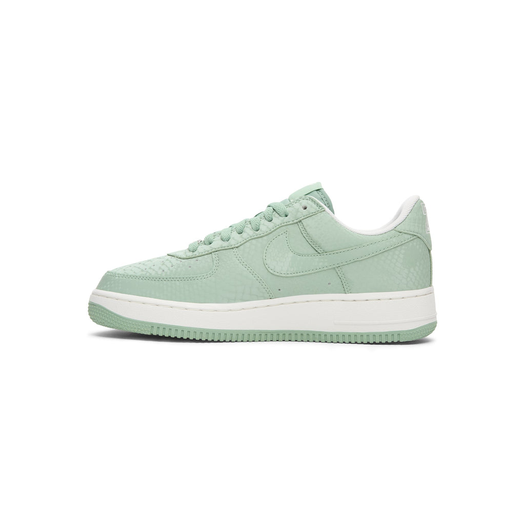 Оригінальна Kobe Air Force 1 Low Nike – вид ззаду