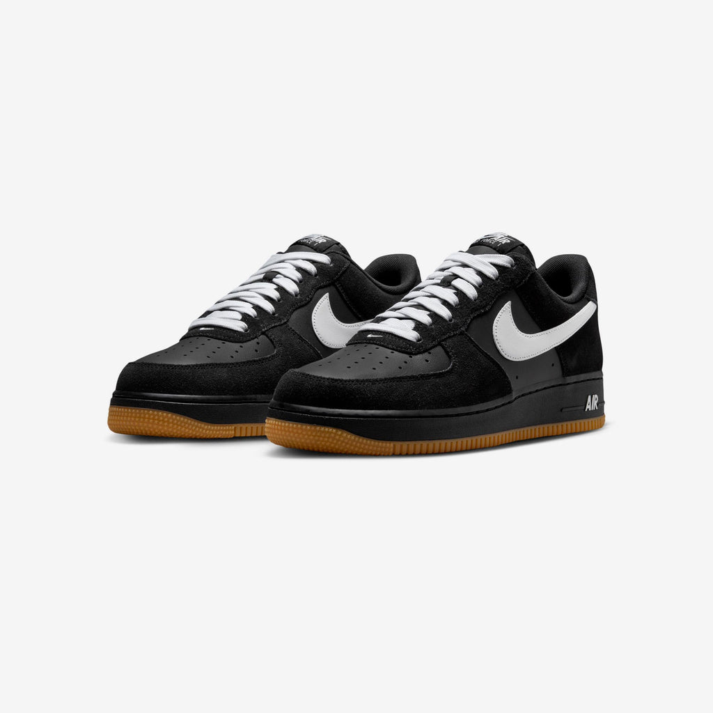 Оригінальна Air Force 1 07 Lv8 Nike – вид ззаду