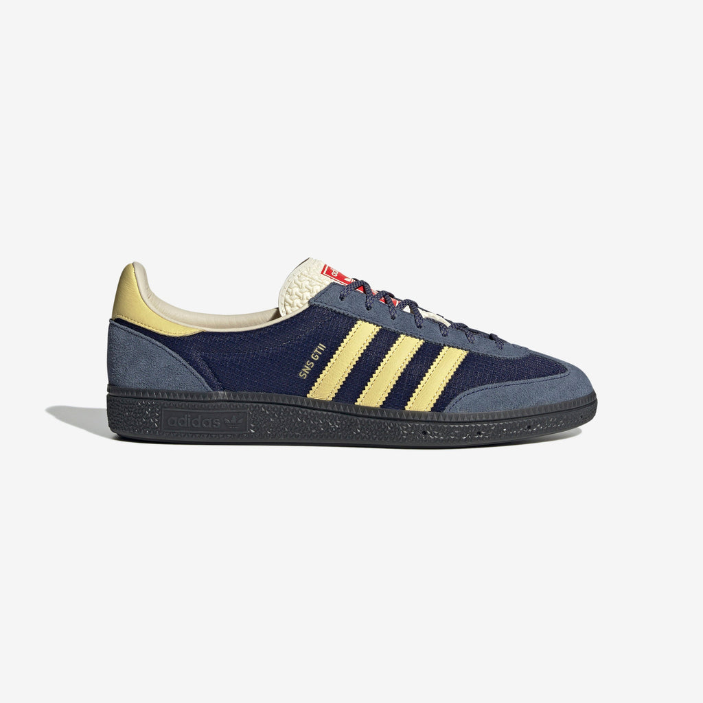 Sns Gt II Berlin Adidas оригінал – Купити в Україні – боковий вид