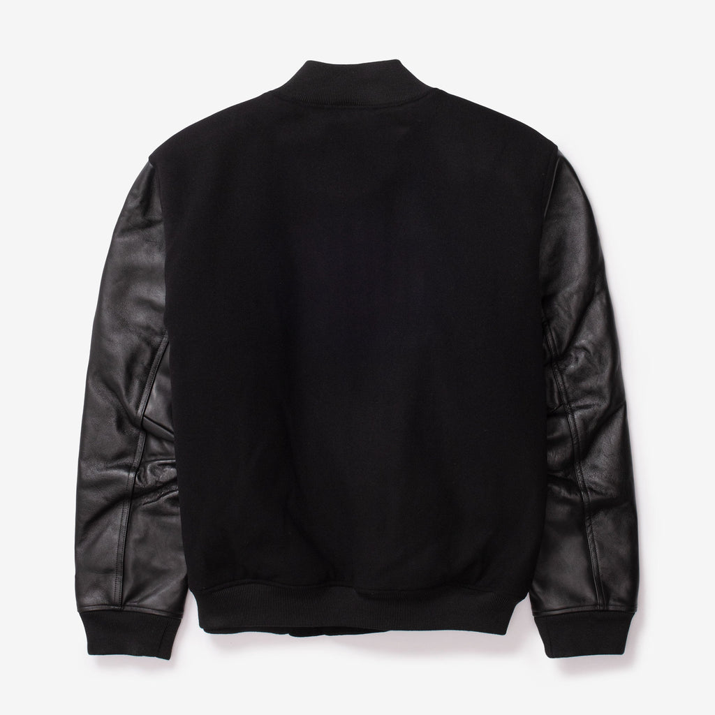 Nike Outerwear оригінал | Швидка доставка Україна – вид ззаду