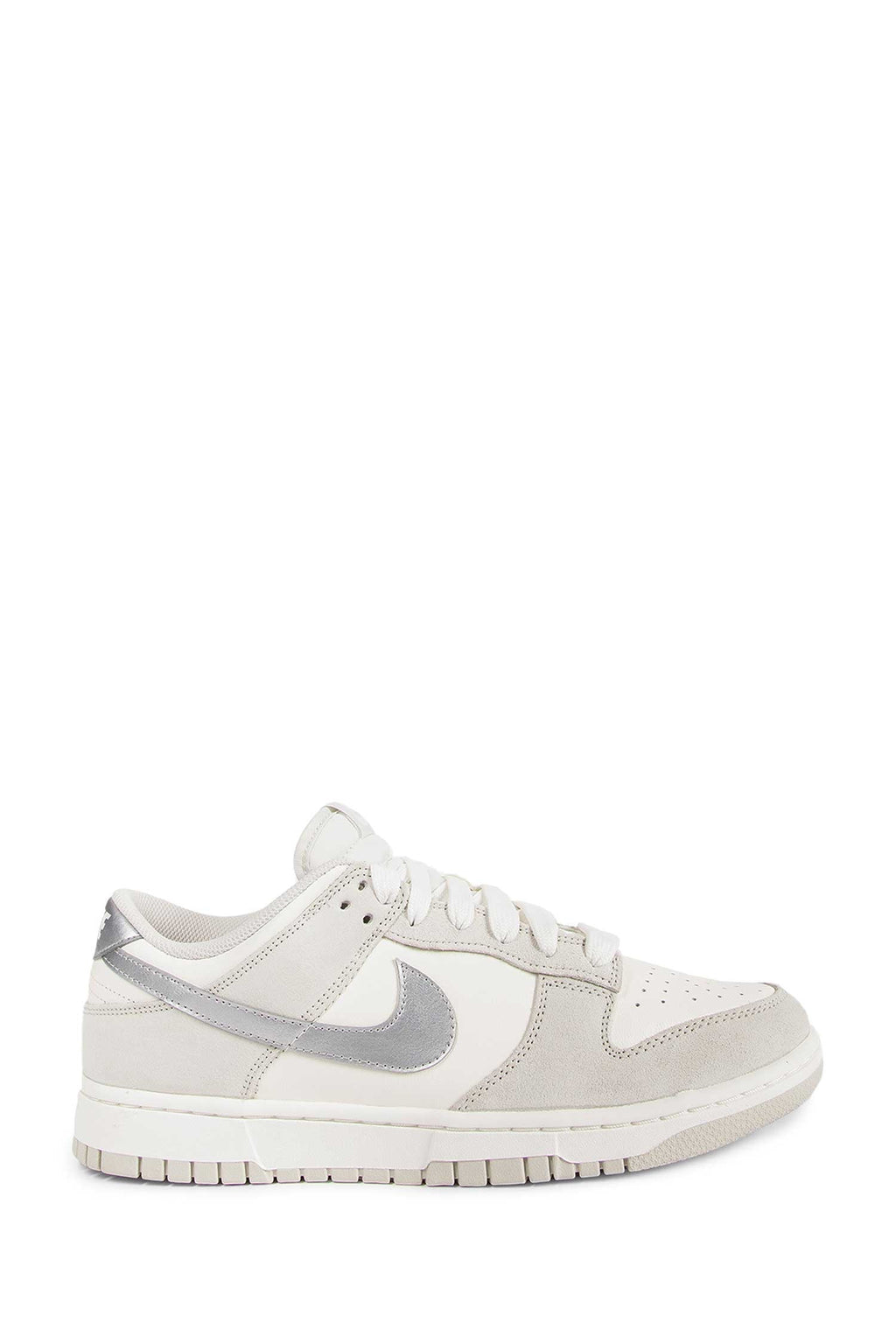Dunk Low Sneakers Nike оригінал – Купити в Україні – боковий вид