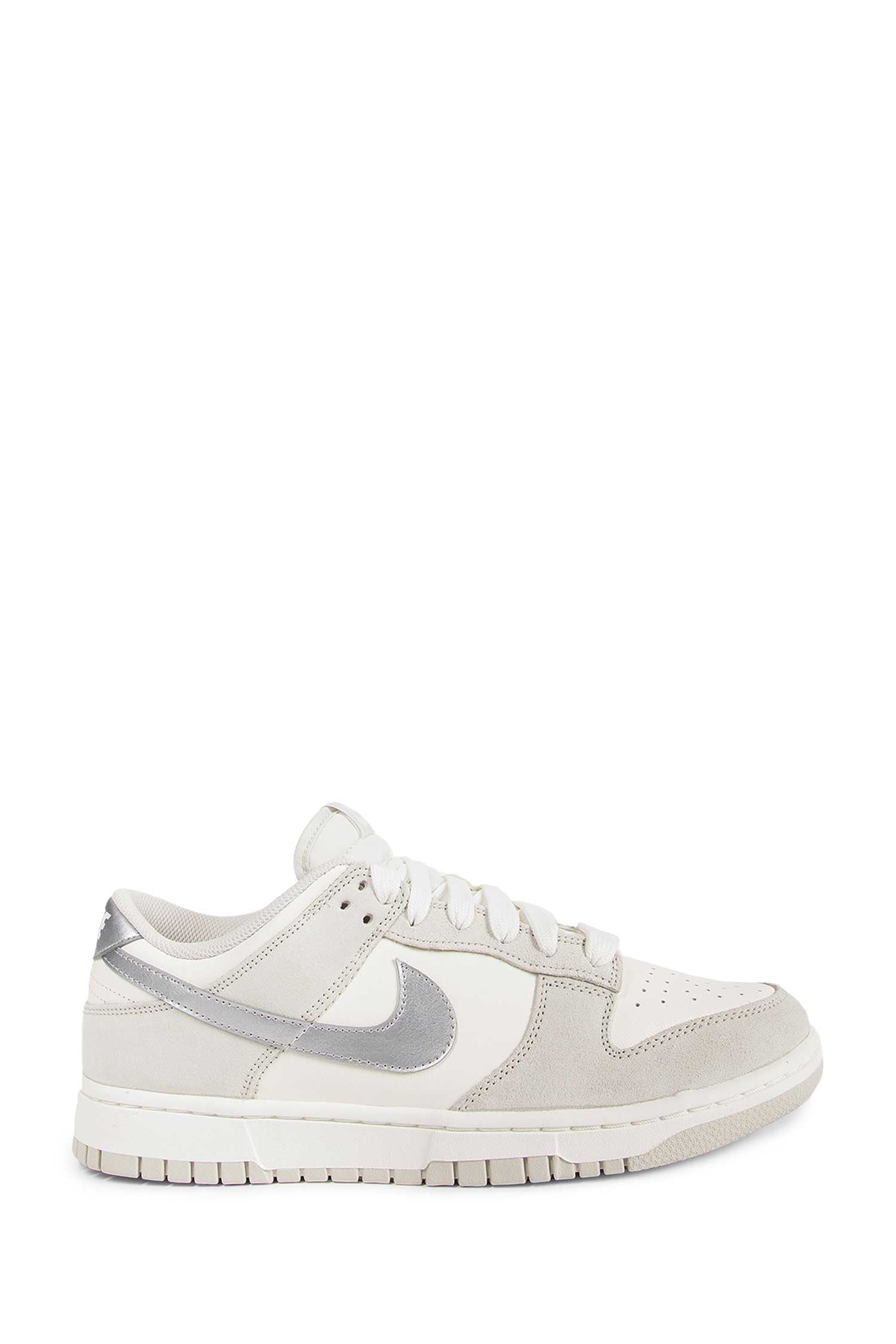 Dunk Low Sneakers Nike оригінал – Купити в Україні – боковий вид