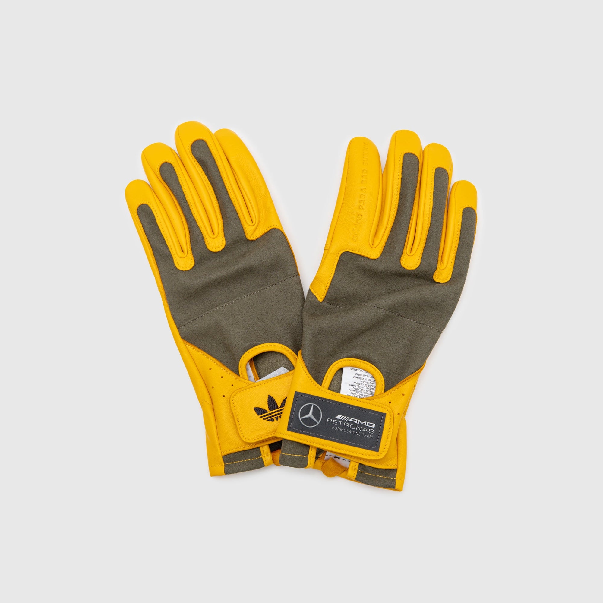 Оригінальна Bad Bunny X Mercedes-Amg Petronas F1 Team Racing Glove Adidas – боковий вид - ADIDAS
