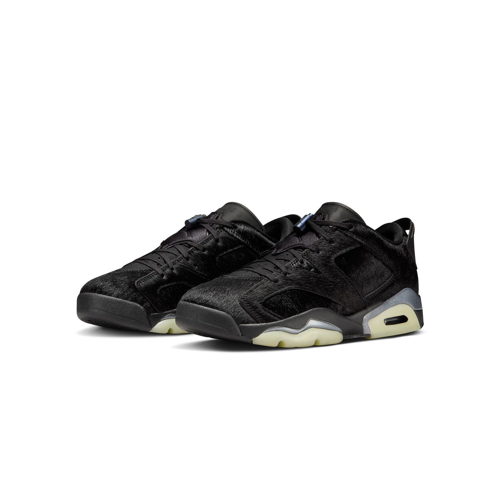 6 Womens Retro Low Blackout Shoes Air jordan оригінал – Купити в Україні – вид ззаду