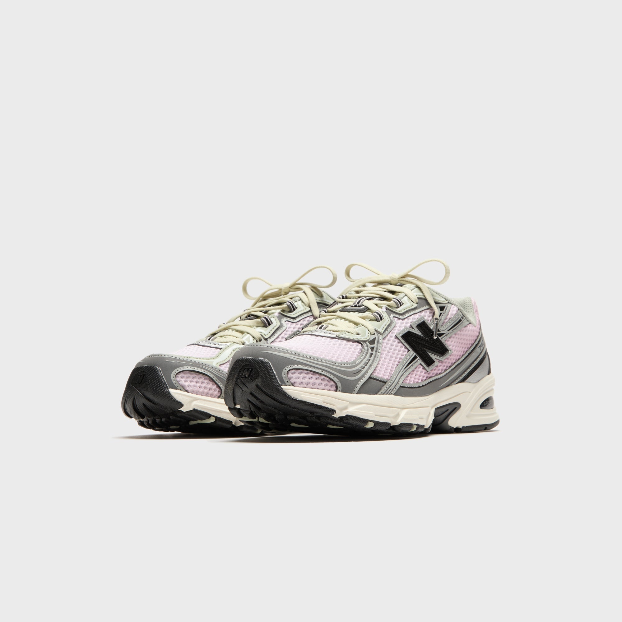 740 Pink Granite New balance – Гарантія оригінальності – вид ззаду