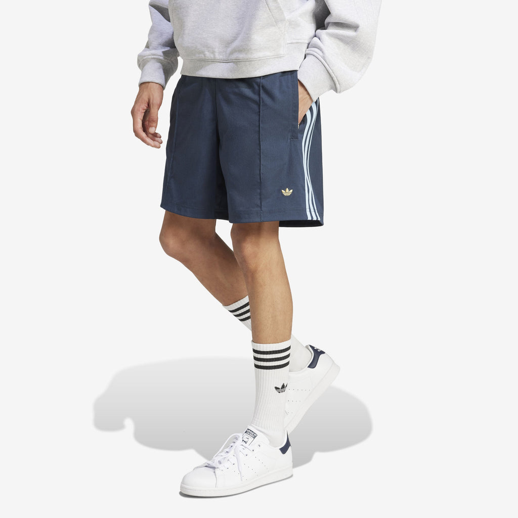 Adidas Bottoms оригінал | Швидка доставка Україна – вид ззаду