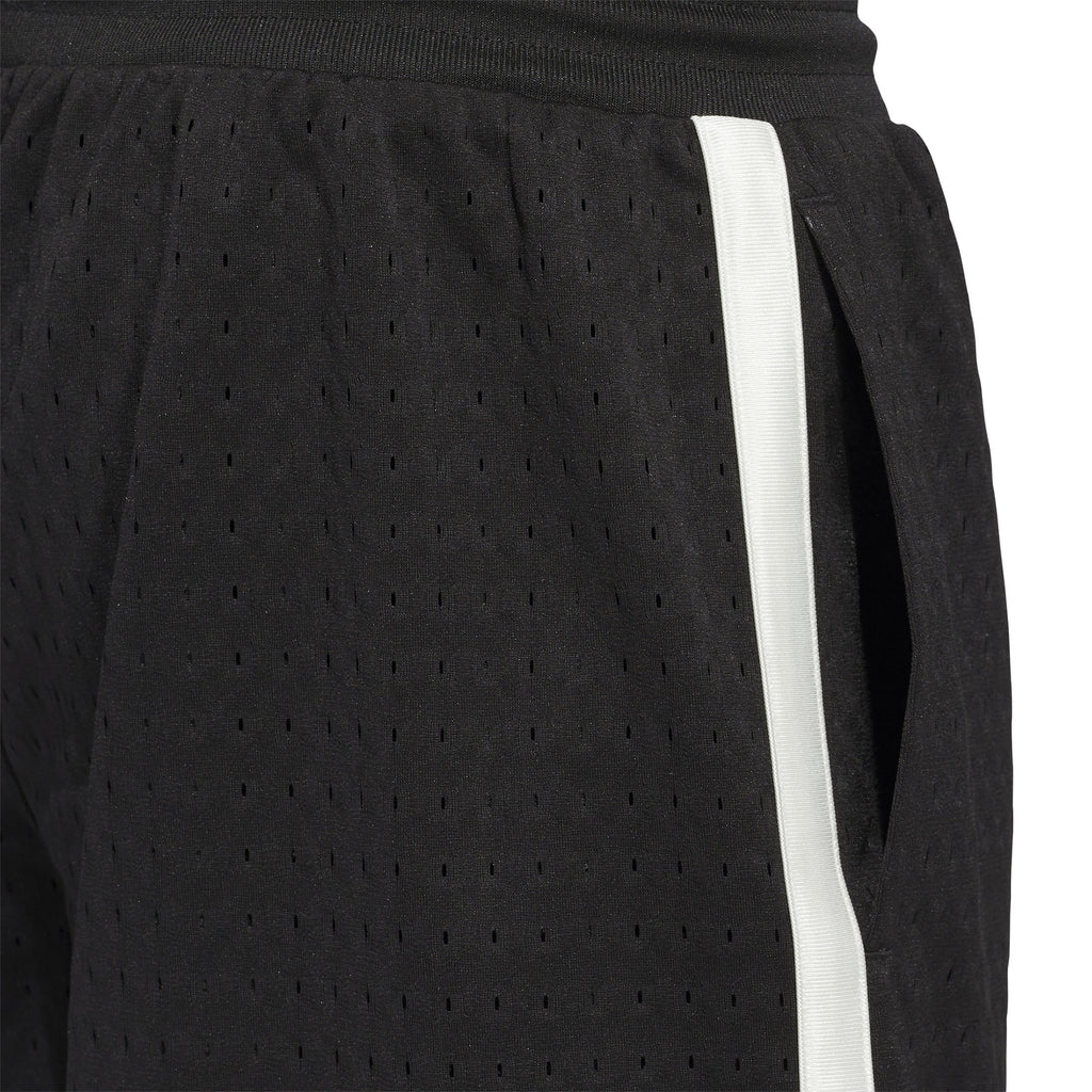 Оригінальна Basketball Shorts Adidas – детальний вид