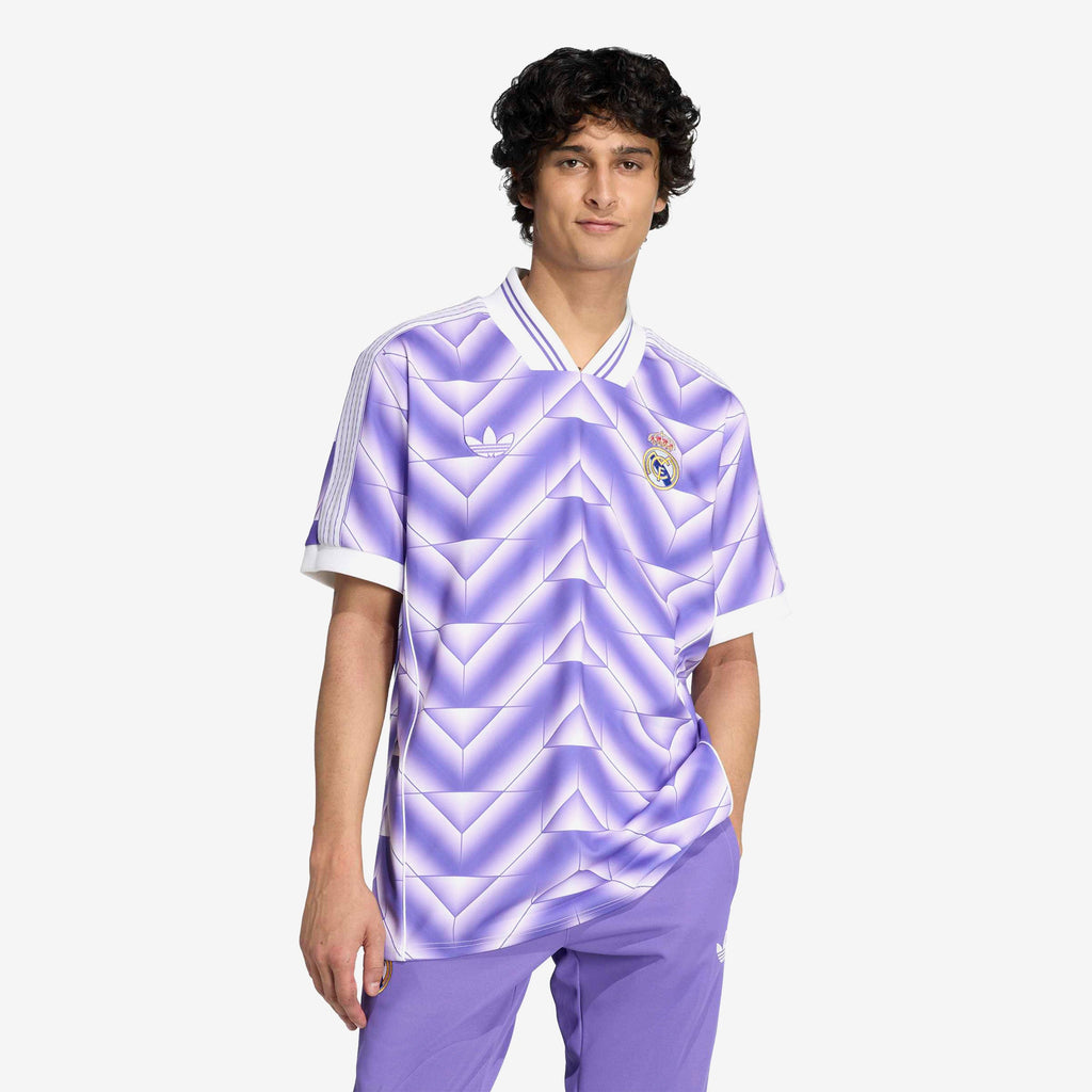 Оригінальна Real Madrid Lifestyler Jersey Adidas – детальний вид