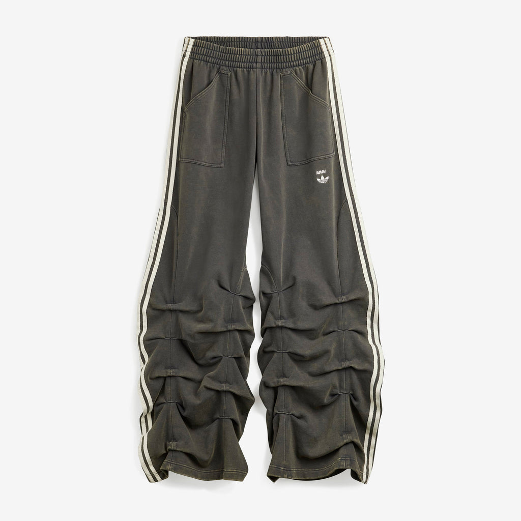 Wmns Pleated Track Pant X Avavav Adidas оригінал – Купити в Україні – боковий вид