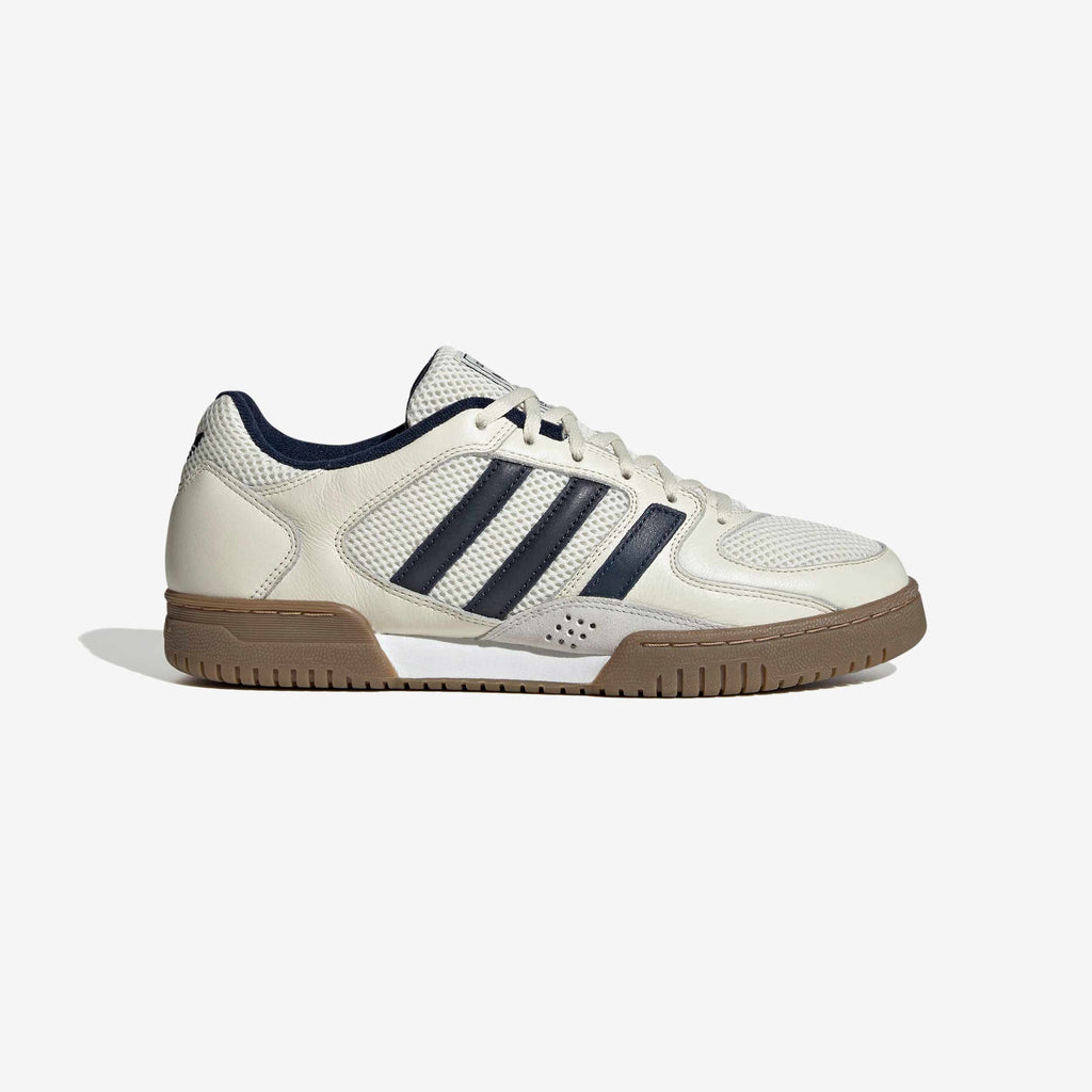Adidas Footwear оригінал | Швидка доставка Україна – боковий вид