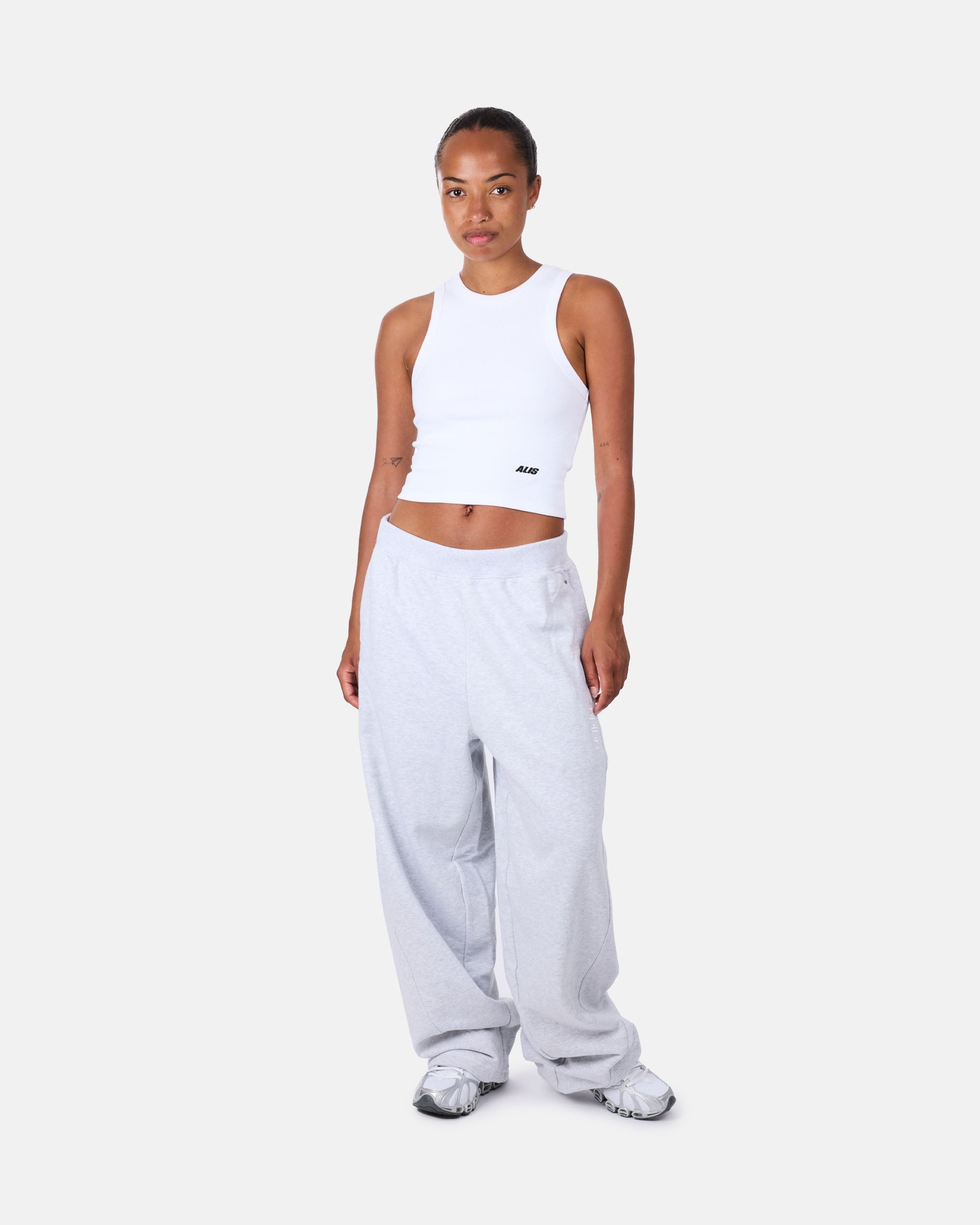Adidas Bottoms оригінал | Швидка доставка Україна – вид ззаду - ADIDAS