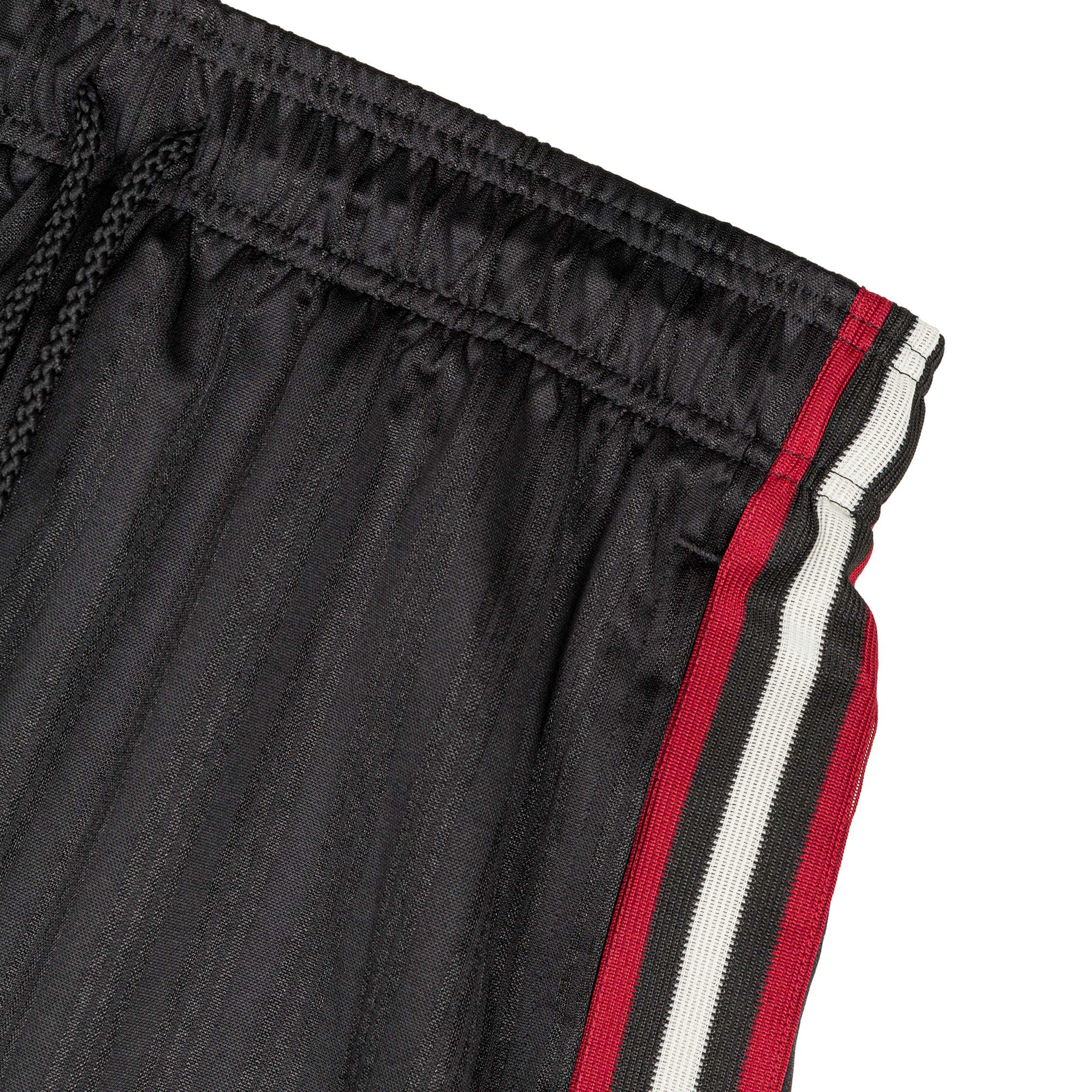Manchester United Originals Short Adidas оригінал – Купити в Україні – вид ззаду - ADIDAS