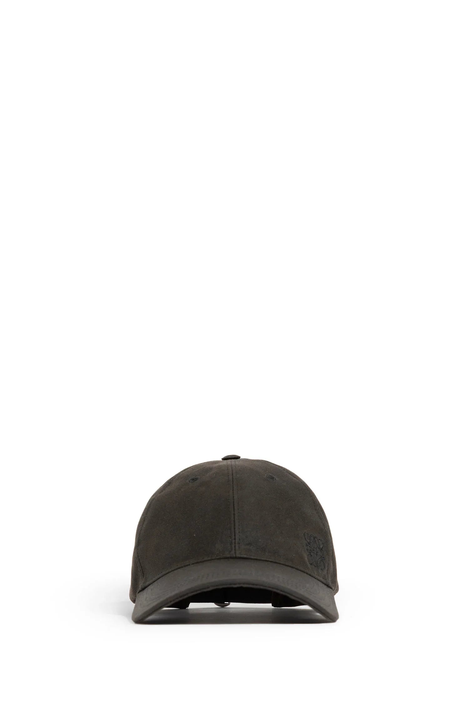 Оригінальна Man Black Hats Loewe – боковий вид