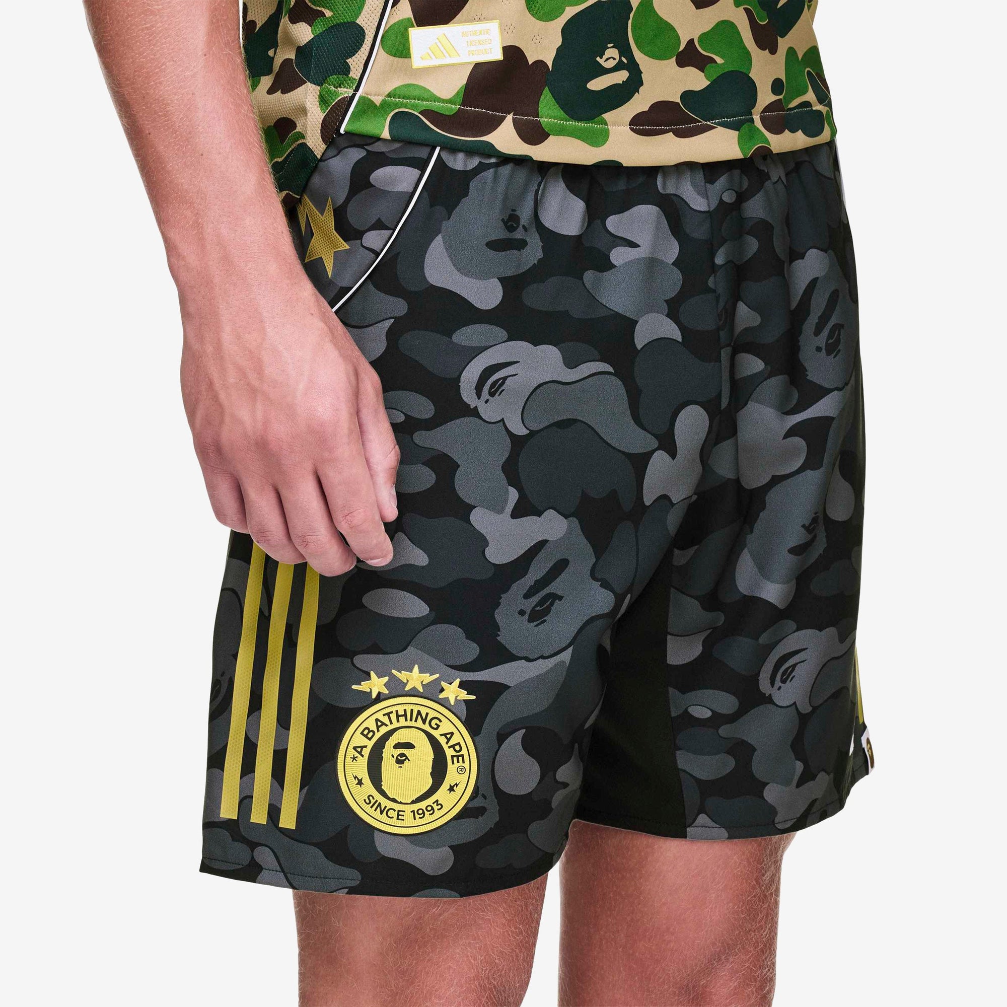 Оригінальна Football Shorts X Bape Adidas – збільшений вид - ADIDAS