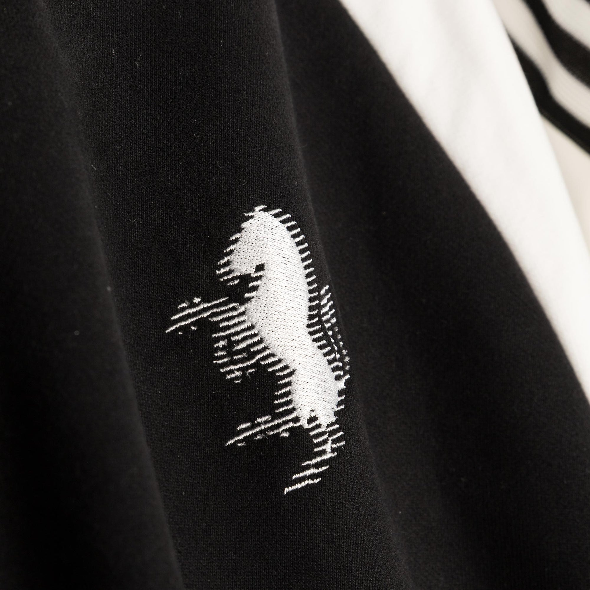 Juventus Fc Originals Crew Sweatshirt Adidas – Гарантія оригінальності – збільшений вид - ADIDAS