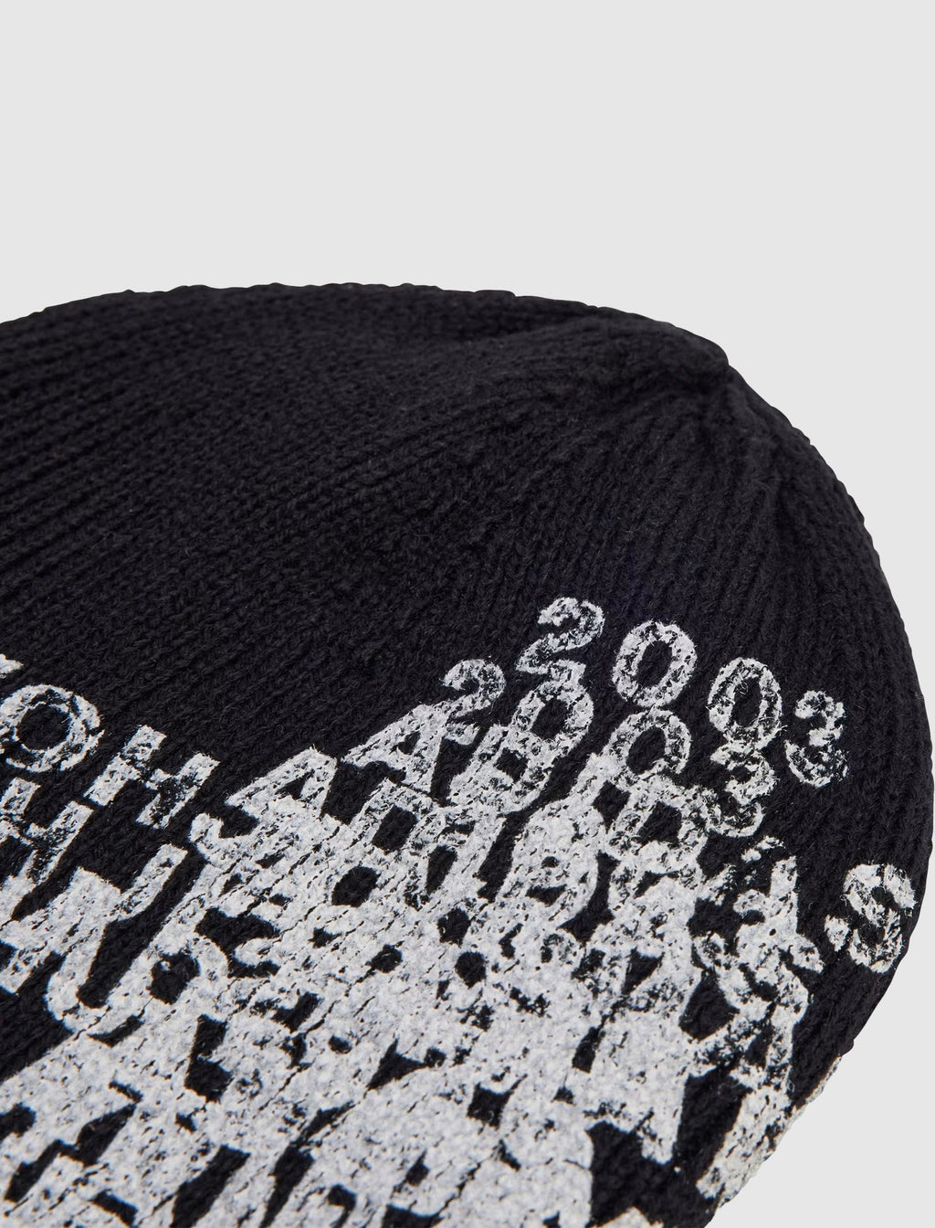 Оригінальна Merch Beanie Adidas – вид ззаду