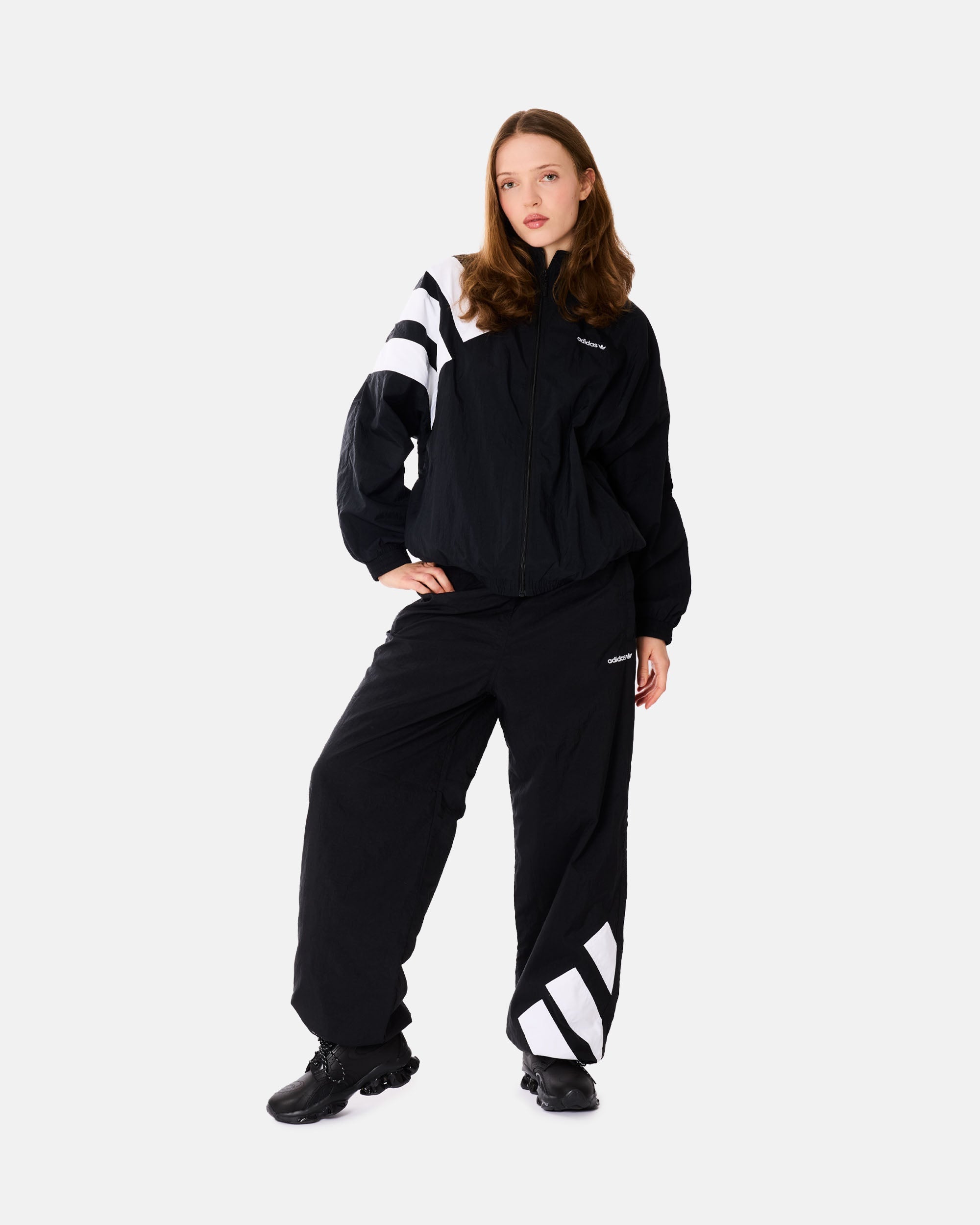 Blocking Track Pants Adidas оригінал – Купити в Україні – вид ззаду - ADIDAS