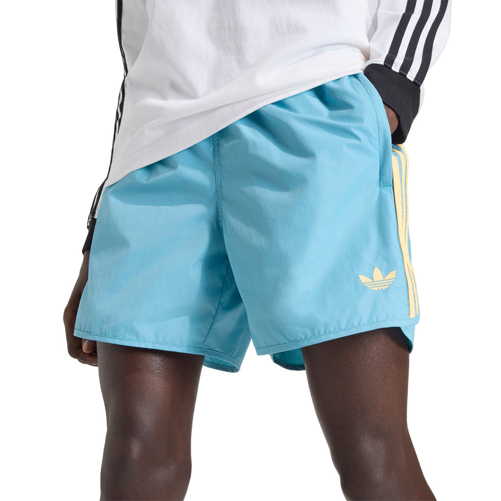 Adidas Bottoms оригінал | Швидка доставка Україна – вид ззаду