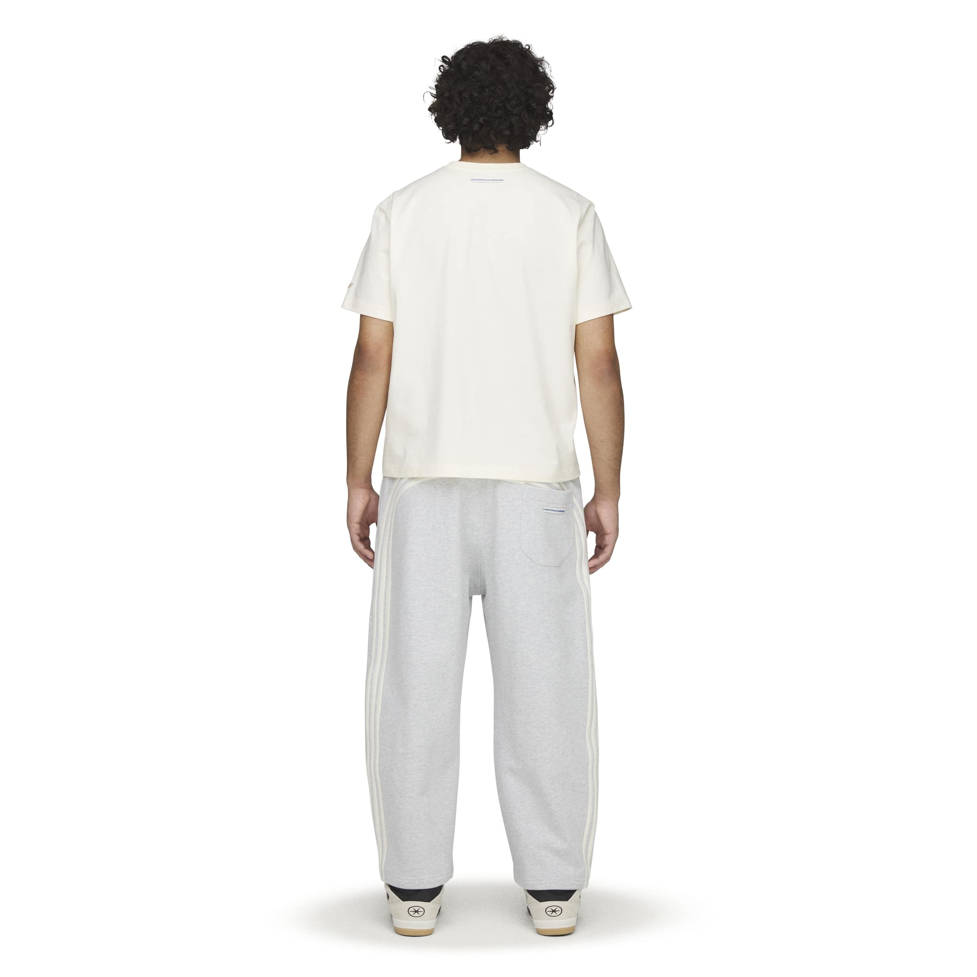 X Bad Bunny Mens Sweatpant Adidas – Гарантія оригінальності – збільшений вид - ADIDAS