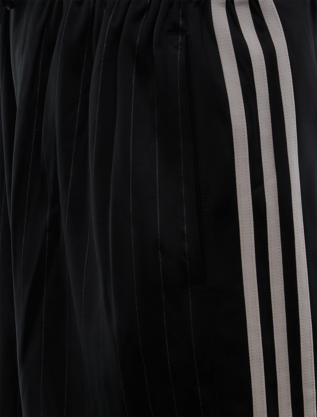 Оригінальна Basketball Track Pants Adidas – вид ззаду