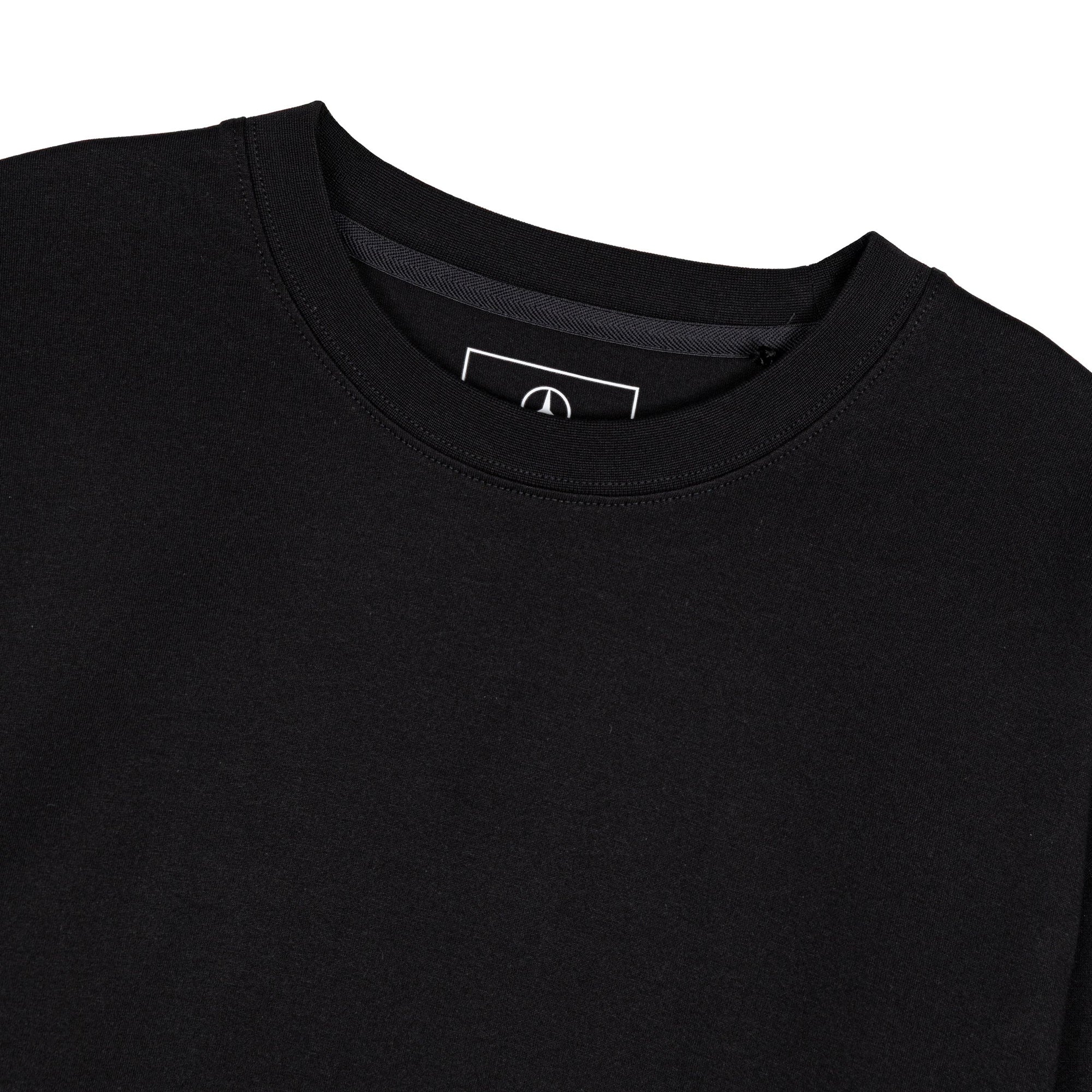 X Mercedes Amg Petronas F1 Team Chaos Logo Long Sleeve Tee Adidas оригінал – Купити в Україні – детальний вид - ADIDAS