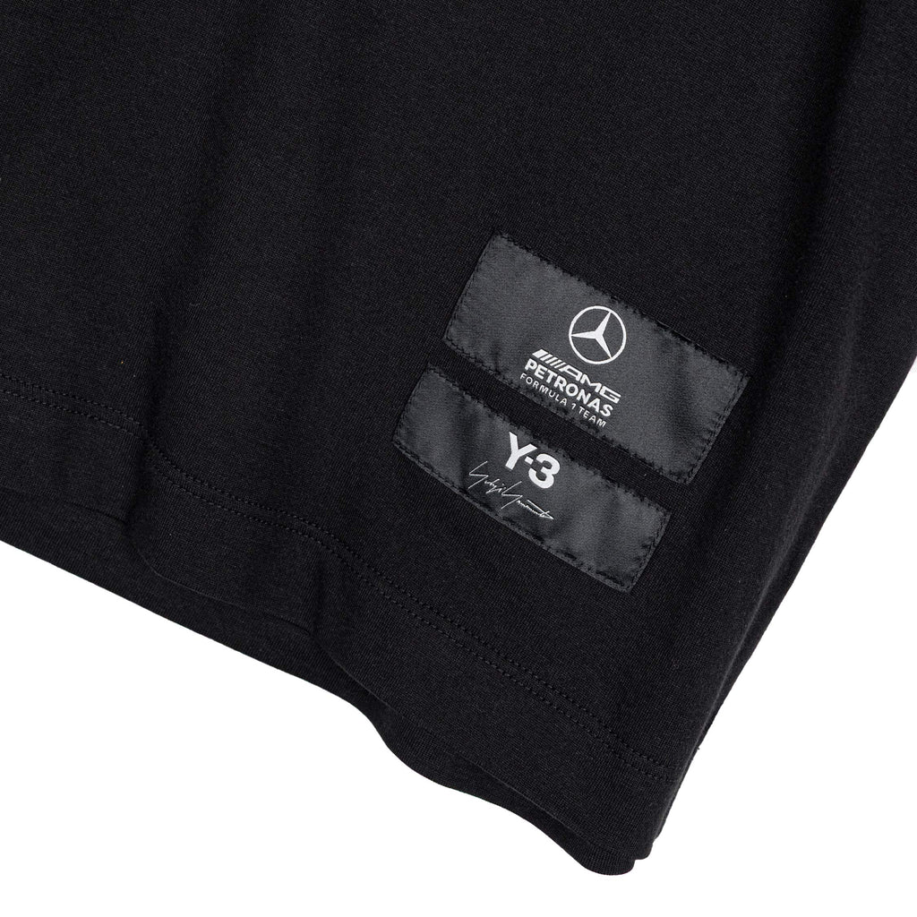 X Mercedes Amg Petronas F1 Team Logo Stack Short Sleeve Tee Adidas – Гарантія оригінальності – збільшений вид