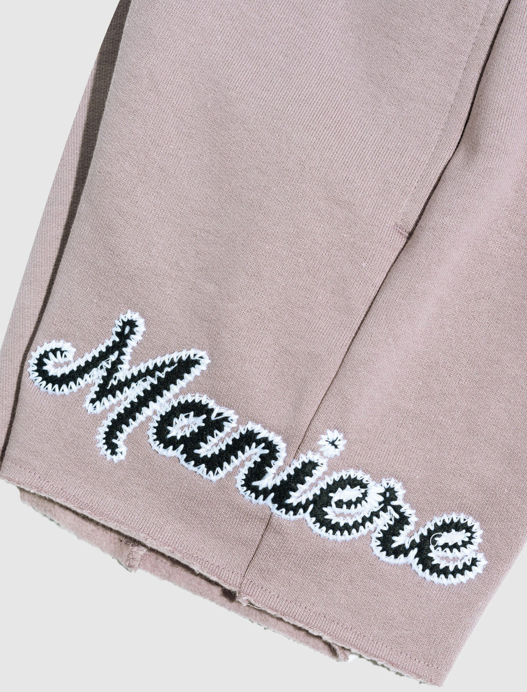 Оригінальна Amm Cursive Sweatshort A ma maniere – вид ззаду