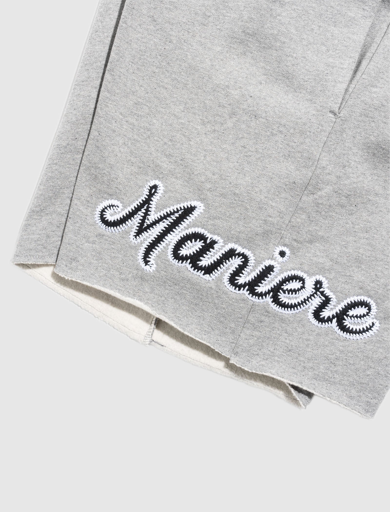 Оригінальна Amm Cursive Sweatshort A ma maniere – збільшений вид