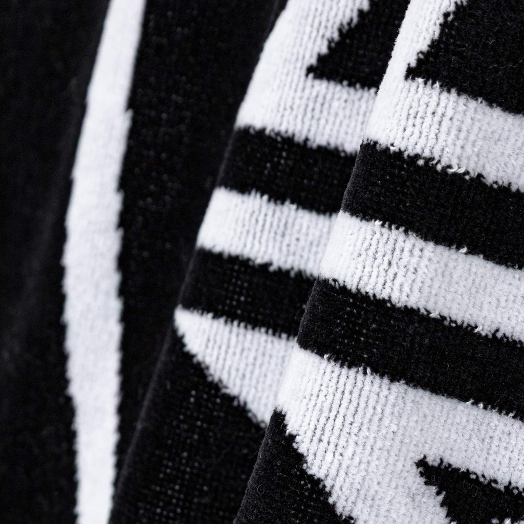 Оригінальна Spzl Mod Towel Adidas – вид ззаду