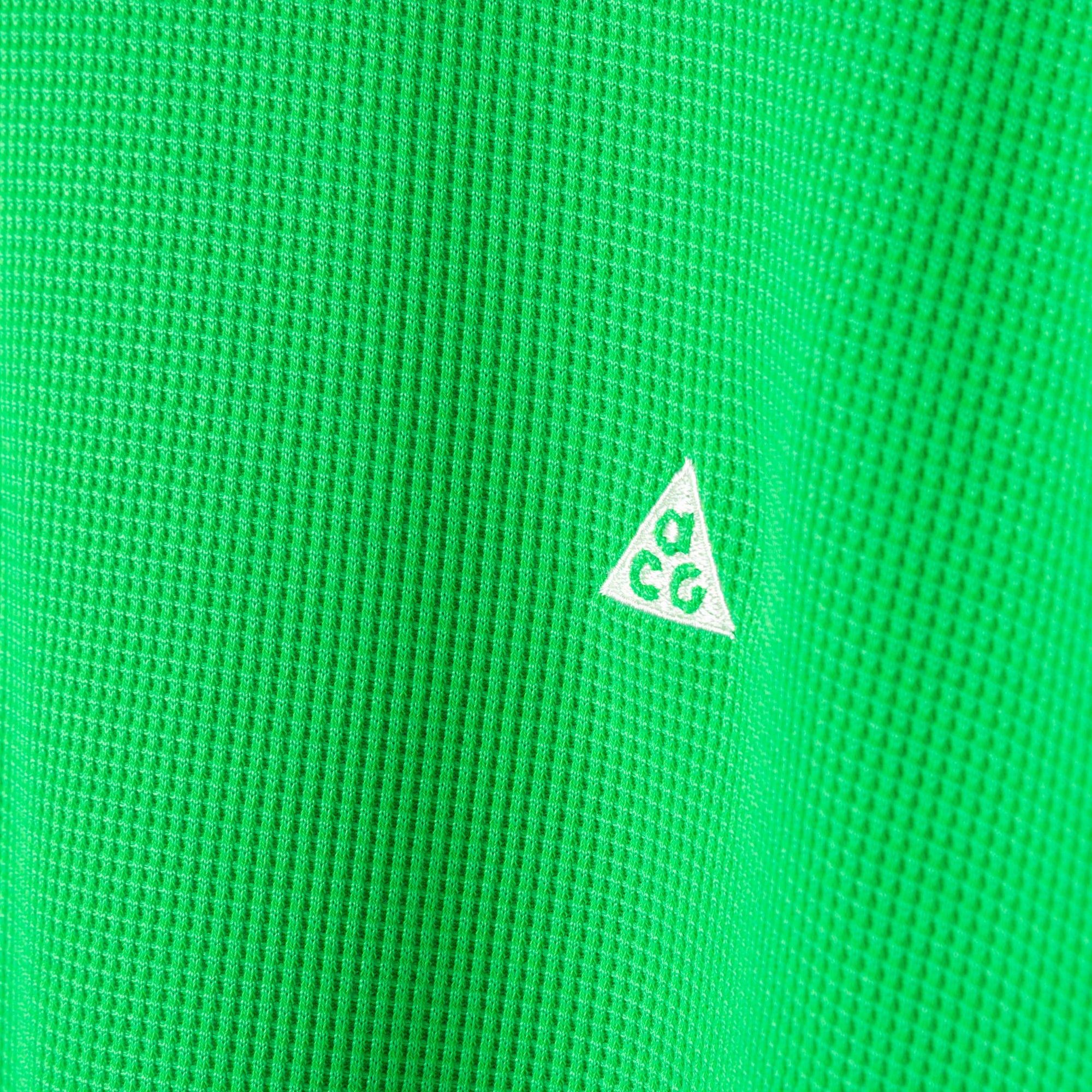 Оригінальна *chinati* Dri Fit Adv Longsleeve Nike – детальний вид