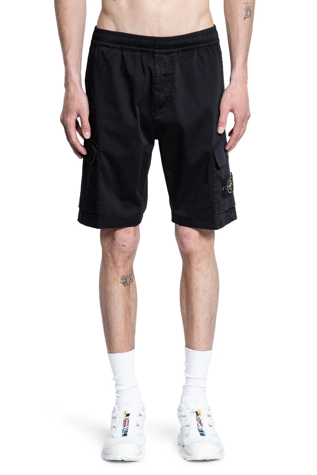 Оригінальна L100l03 Cargo Shorts Stone island – вид ззаду