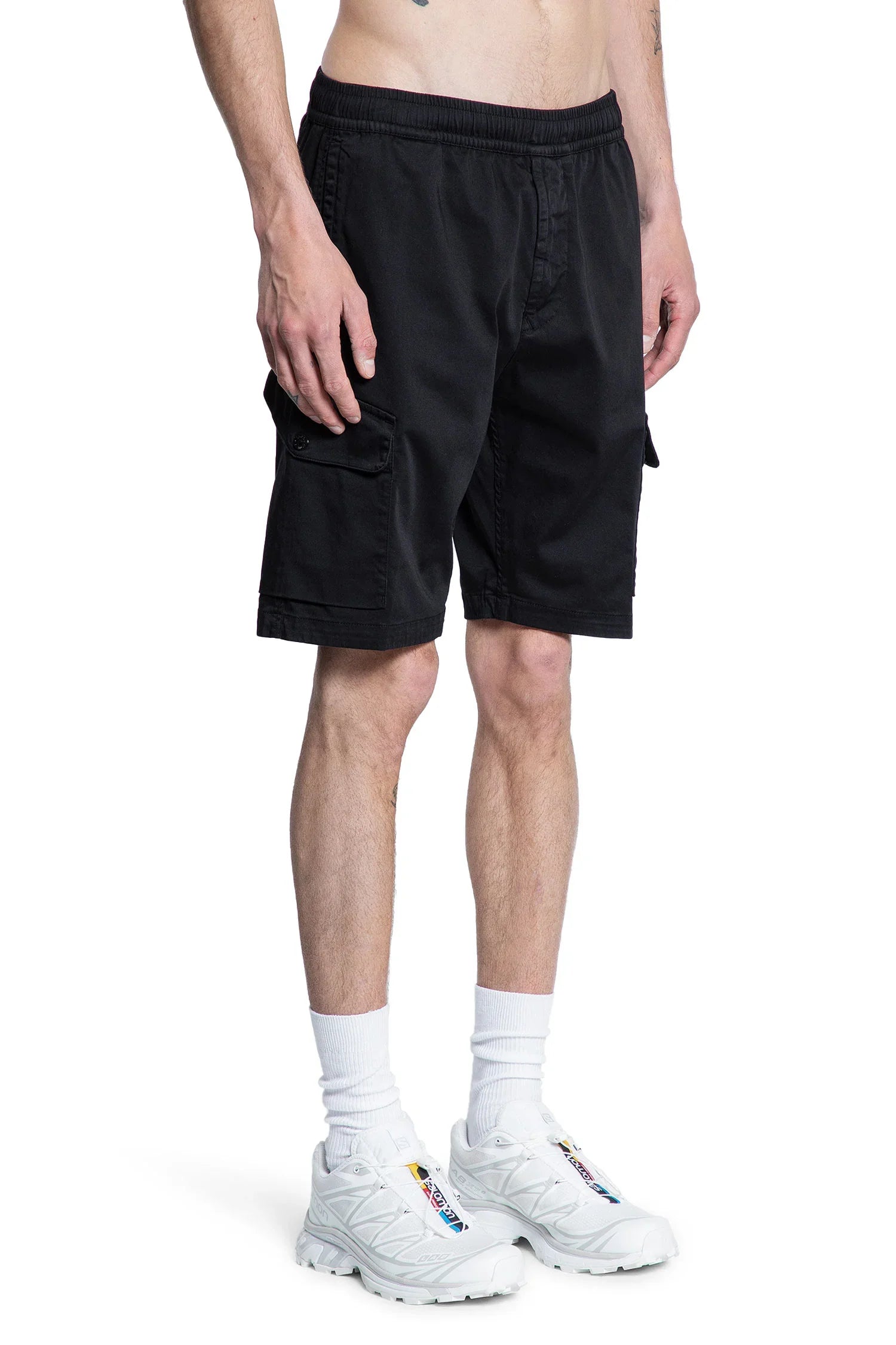 Оригінальна L100l03 Cargo Shorts Stone island – детальний вид