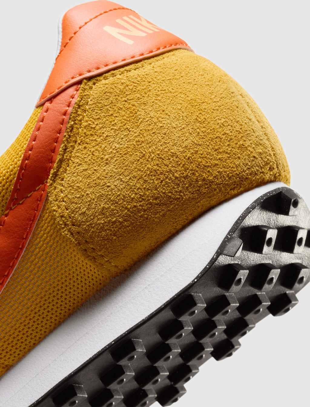 LD-1000 University Gold Nike оригінал – Купити в Україні – детальний вид