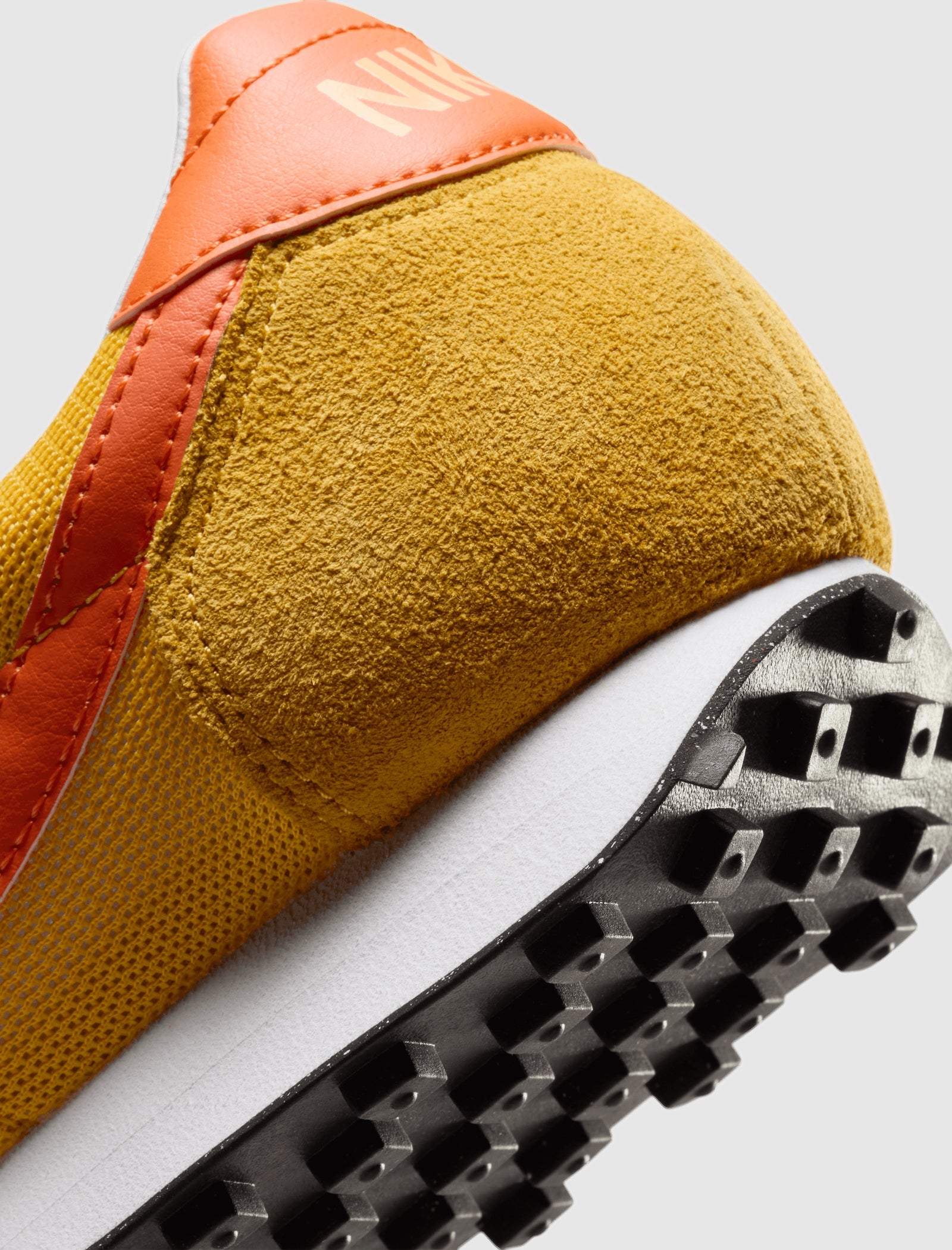 LD-1000 University Gold Nike оригінал – Купити в Україні – детальний вид