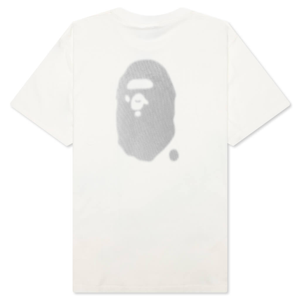 Оригінальна Logo Relaxed Fit Tee A bathing ape – вид ззаду