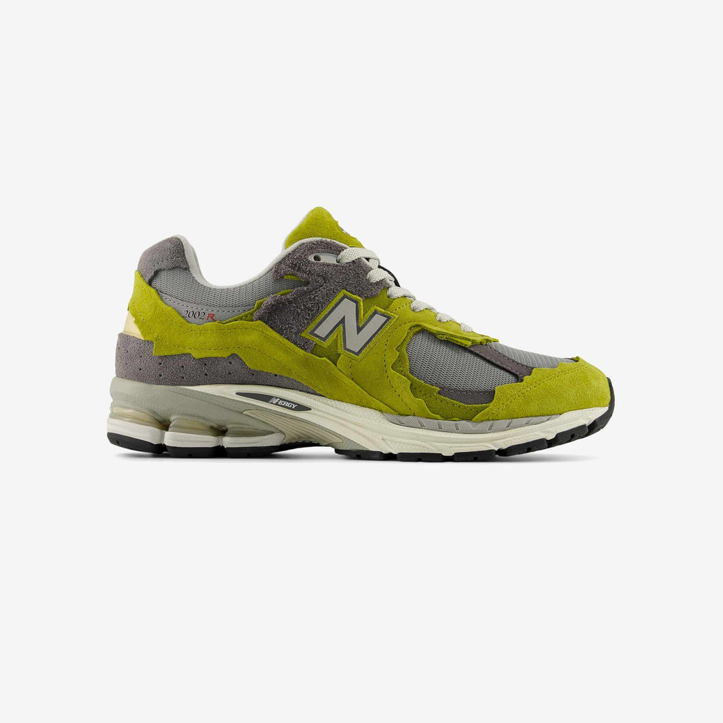 Оригінальна 2002r New balance – боковий вид