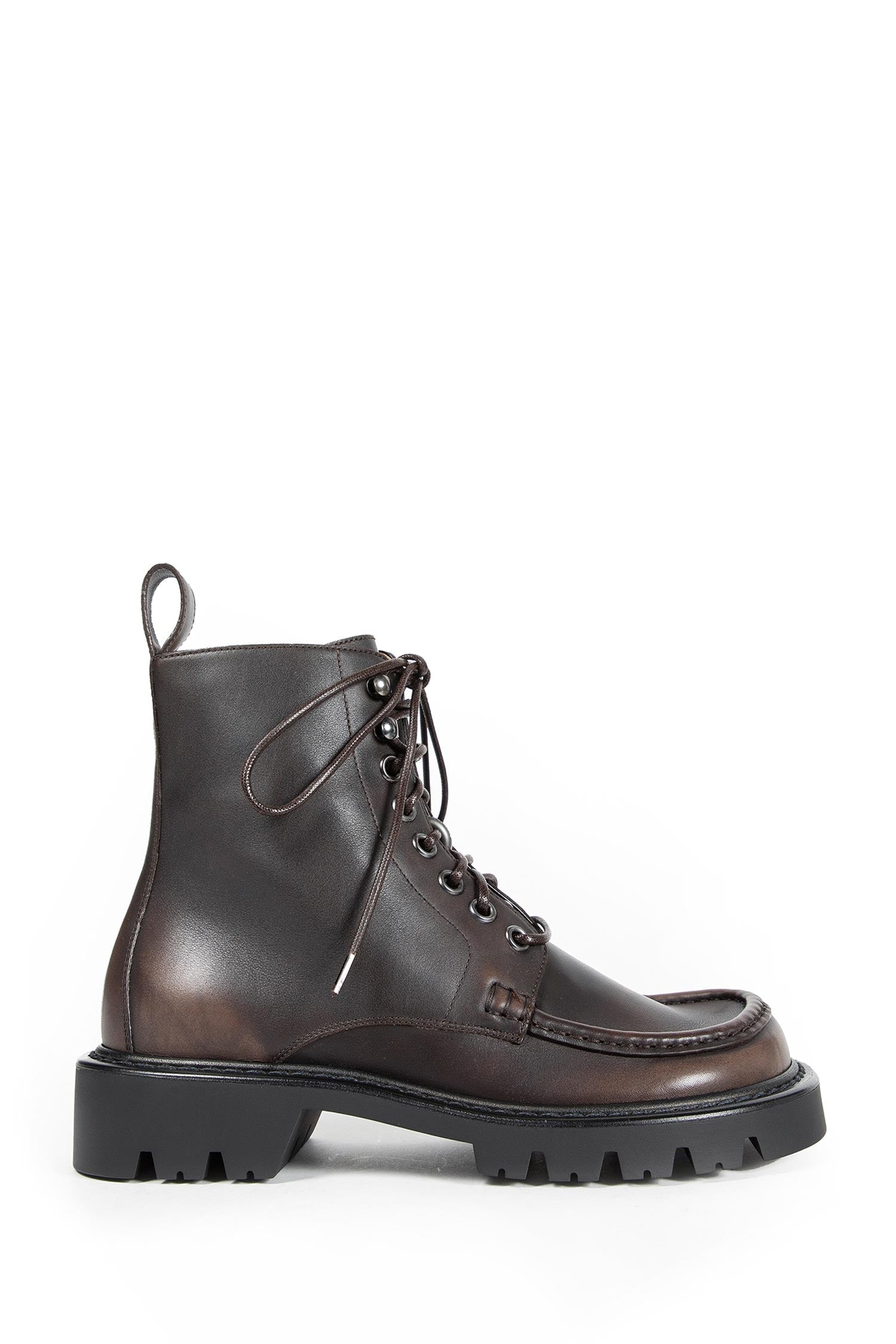 Loewe Footwear оригінал | Швидка доставка Україна – боковий вид