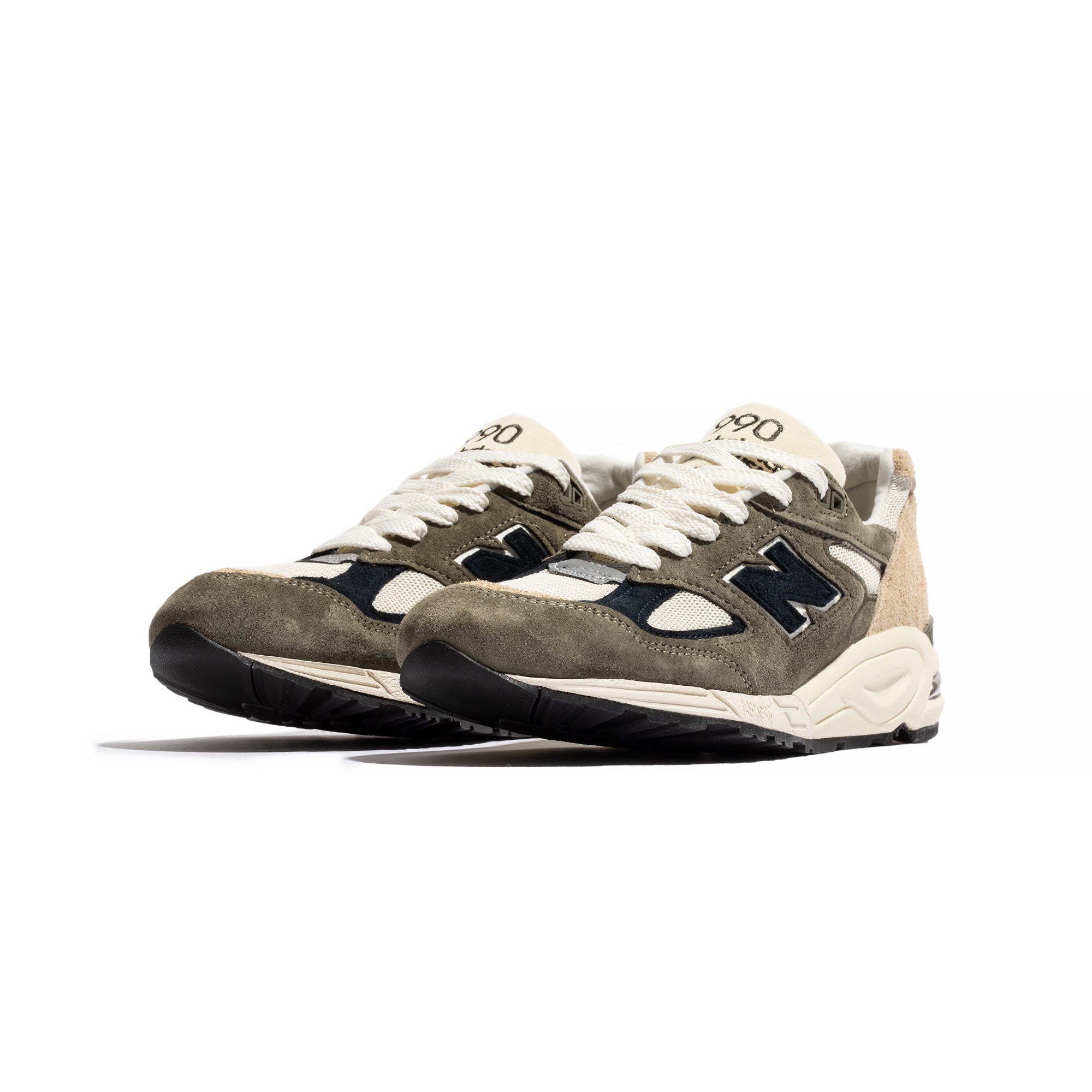 Made In Usa 990v2 Shoes New balance оригінал – Купити в Україні – вид ззаду